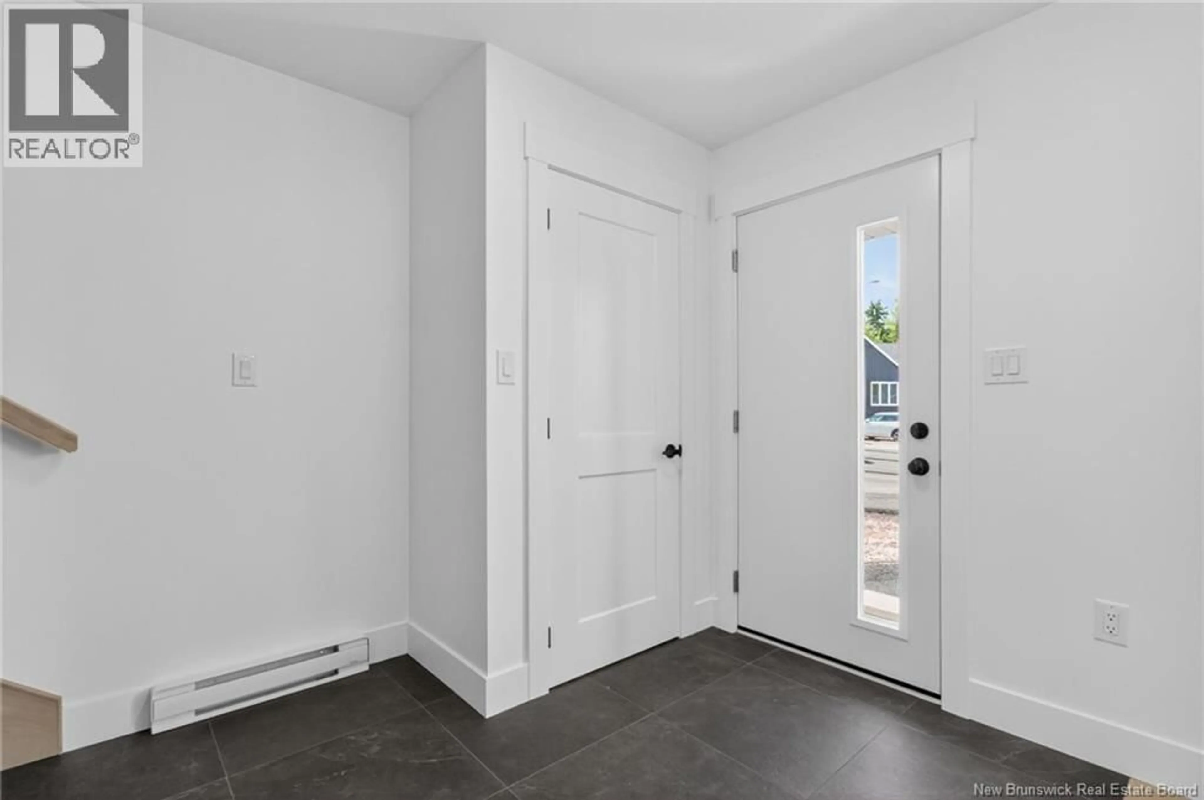 Indoor entryway for 20 CEDRIC COURT, Dieppe New Brunswick E1K0A5
