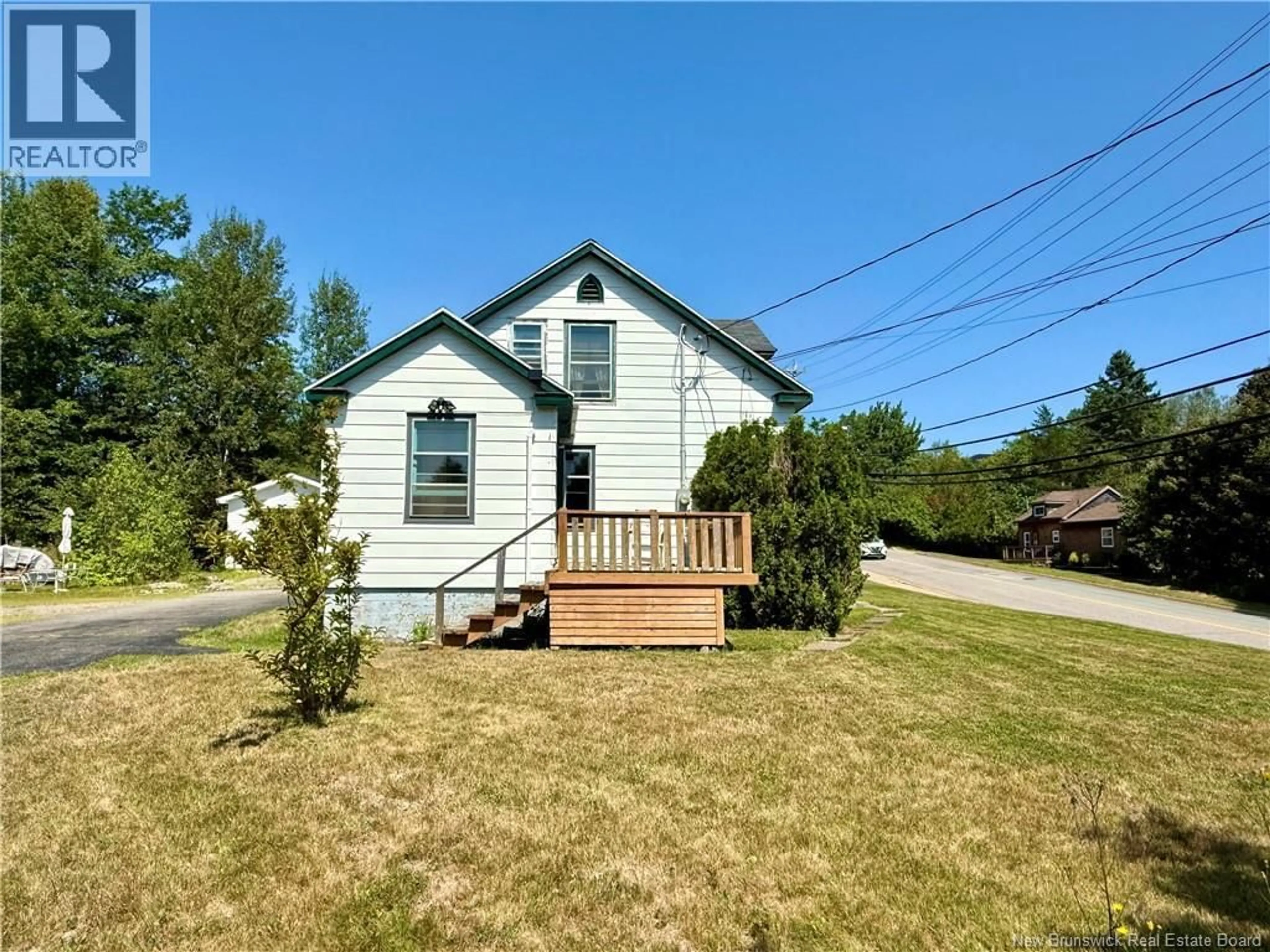 A pic from outside/outdoor area/front of a property/back of a property/a pic from drone, street for 18 LETETE ROAD, St George New Brunswick E5C3H2