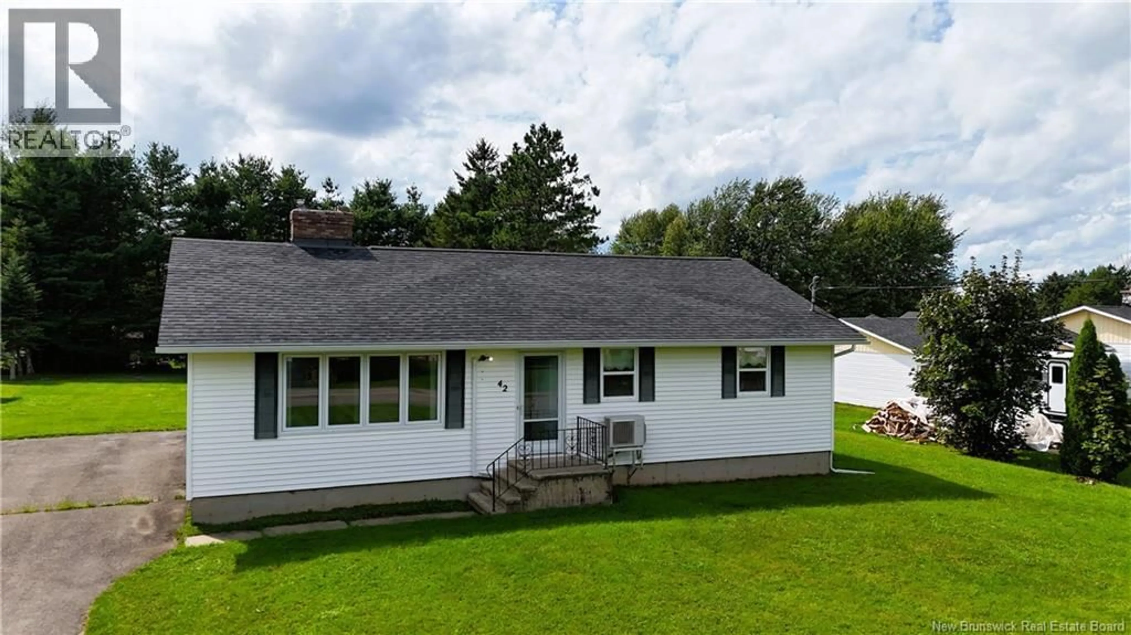 A pic from outside/outdoor area/front of a property/back of a property/a pic from drone, unknown for 42 RUE YVON, Saint-Antoine New Brunswick E4V1L1
