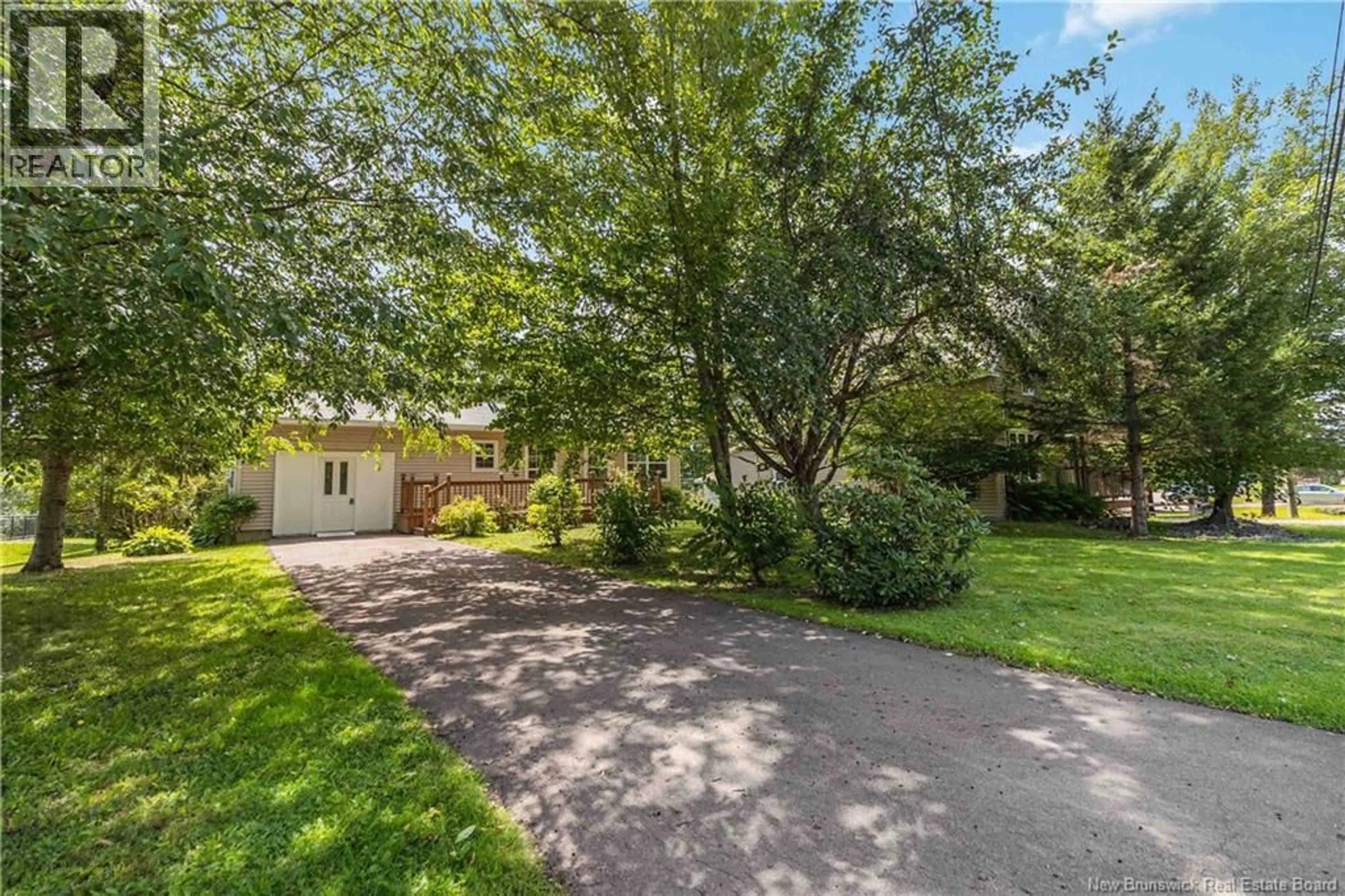A pic from outside/outdoor area/front of a property/back of a property/a pic from drone, street for 3064 MAIN STREET, Salisbury New Brunswick E4J2L5