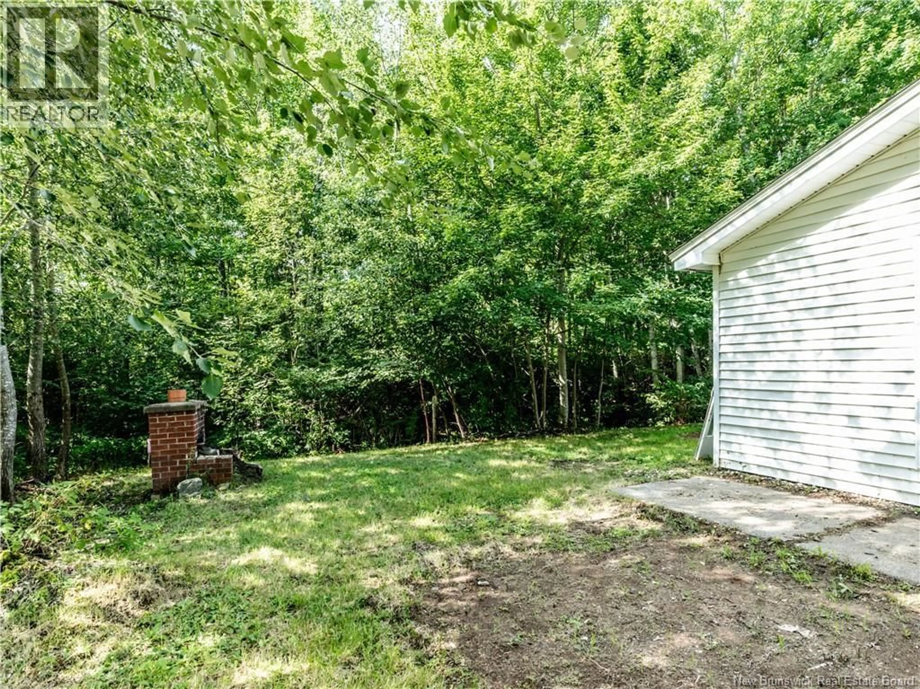 Shed for 26 DES ERABLES, Grand-Barachois New Brunswick E4P7G6