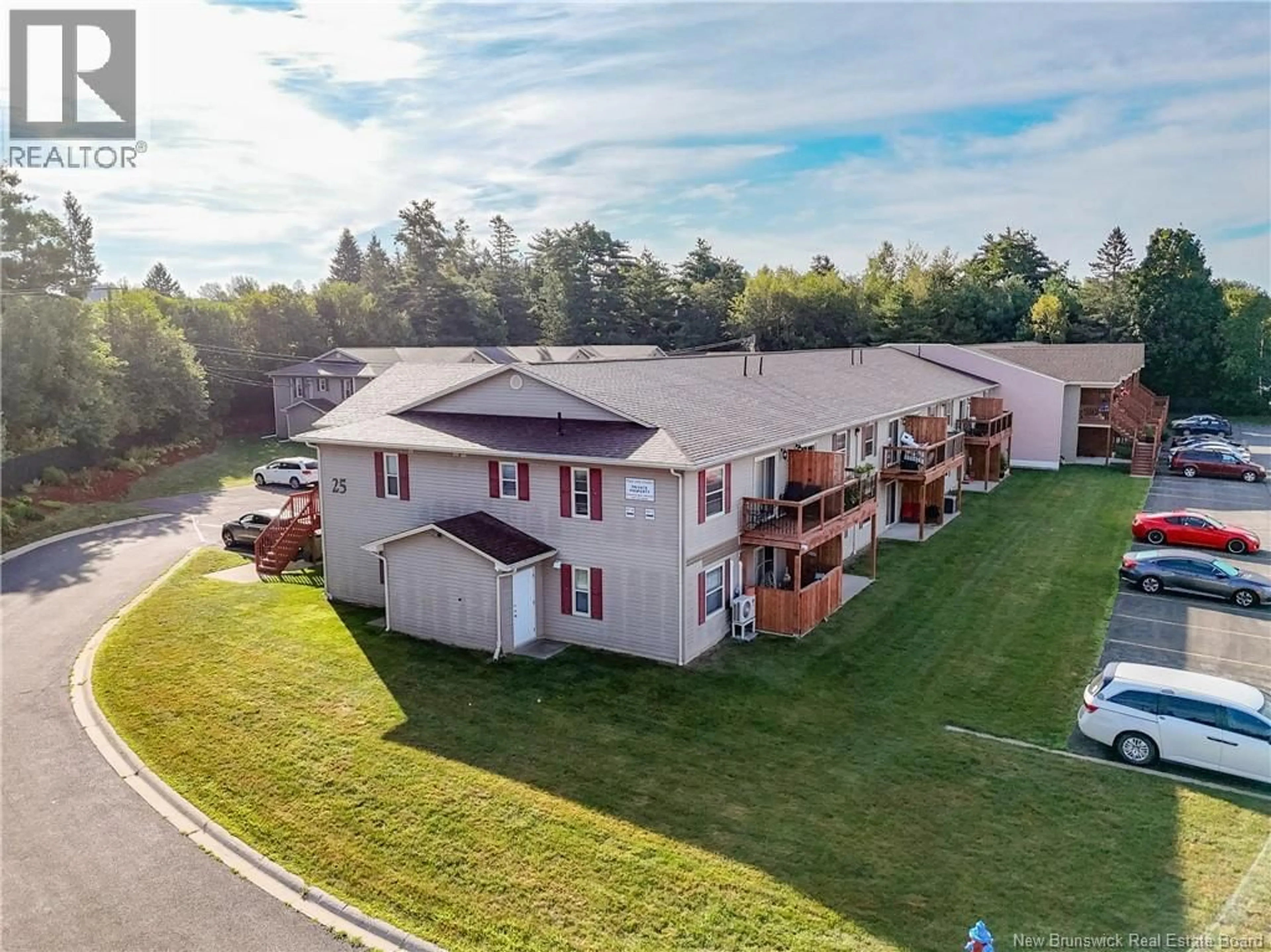 A pic from outside/outdoor area/front of a property/back of a property/a pic from drone, unknown for 53 - 25 TRAILSIDE LANE, Fredericton New Brunswick E3C1E7