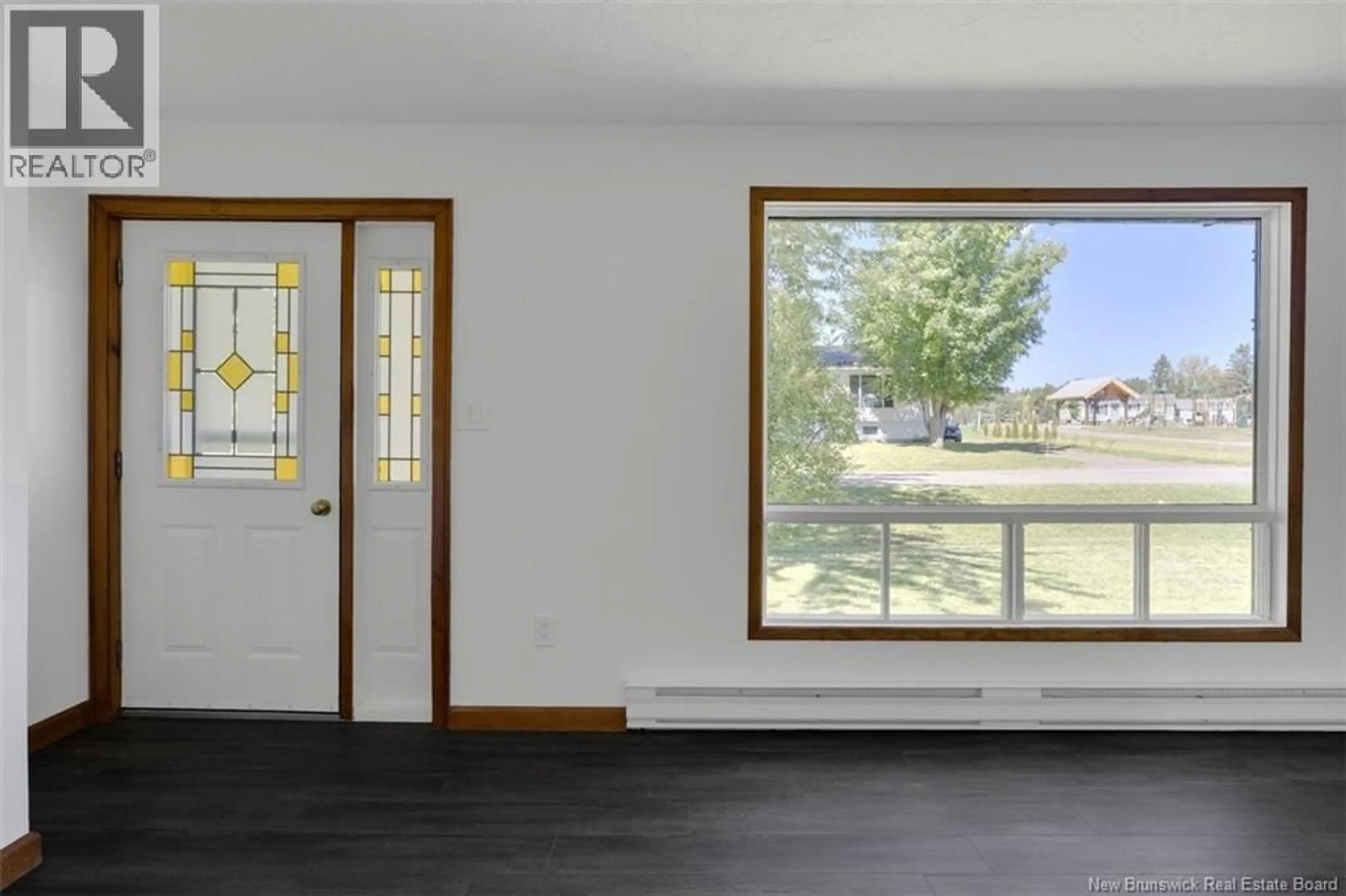 Unknown for 31 ROXBORO COURT, Boundary Creek New Brunswick E1G4E7