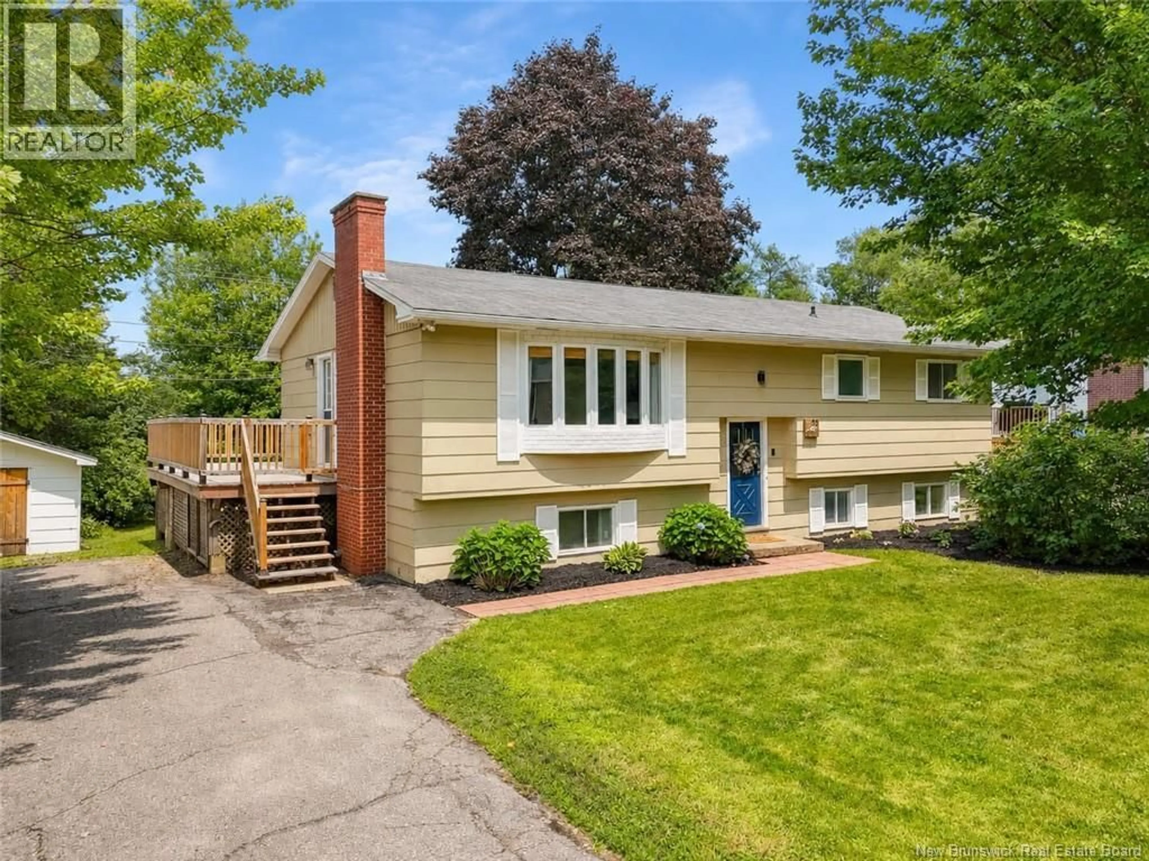 Home with vinyl exterior material, street for 72 BERKLEY DRIVE, New Maryland New Brunswick E3C1C4