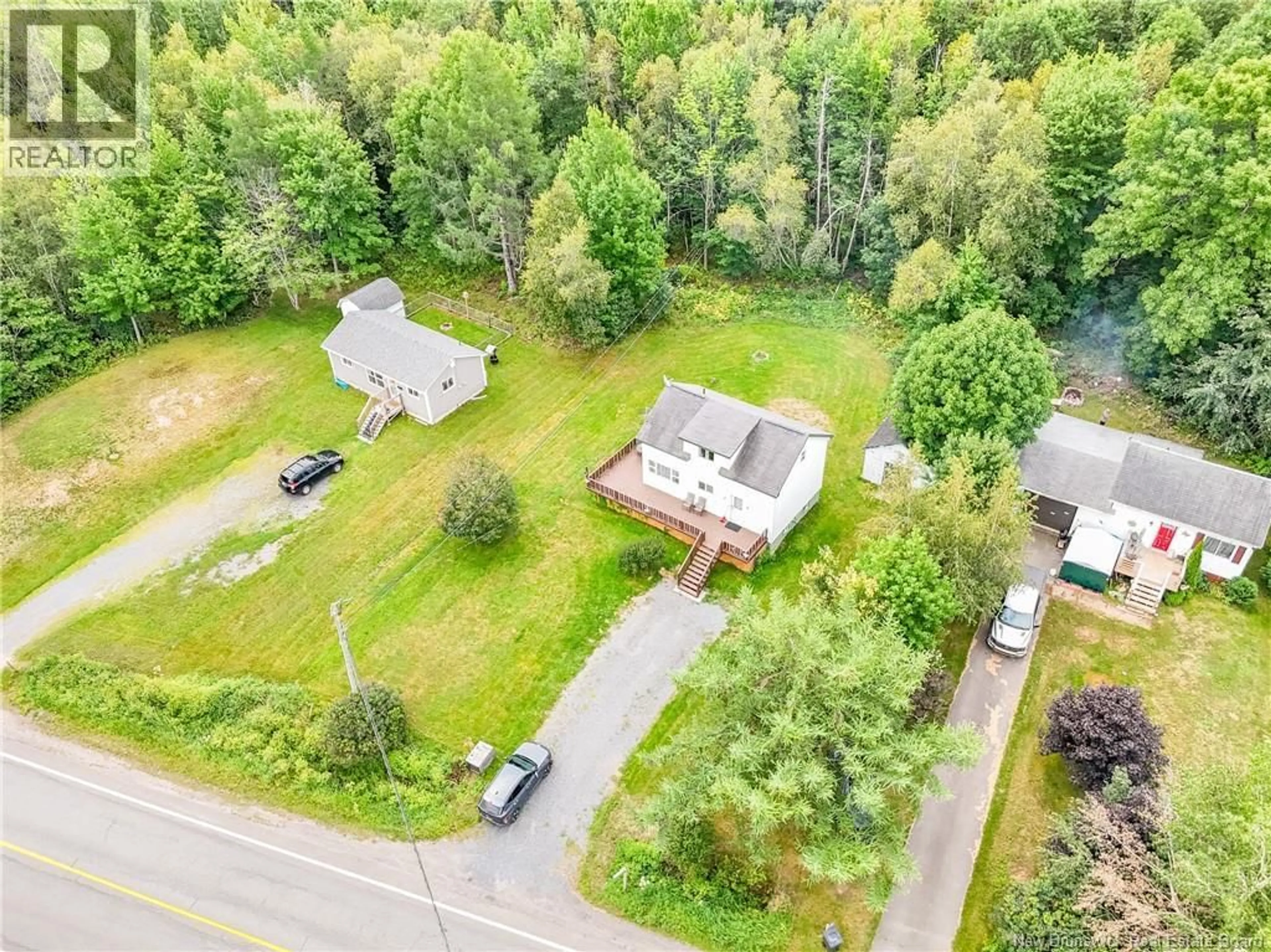 A pic from outside/outdoor area/front of a property/back of a property/a pic from drone, street for 454 ROUTE 102, Burton New Brunswick E2V3J9