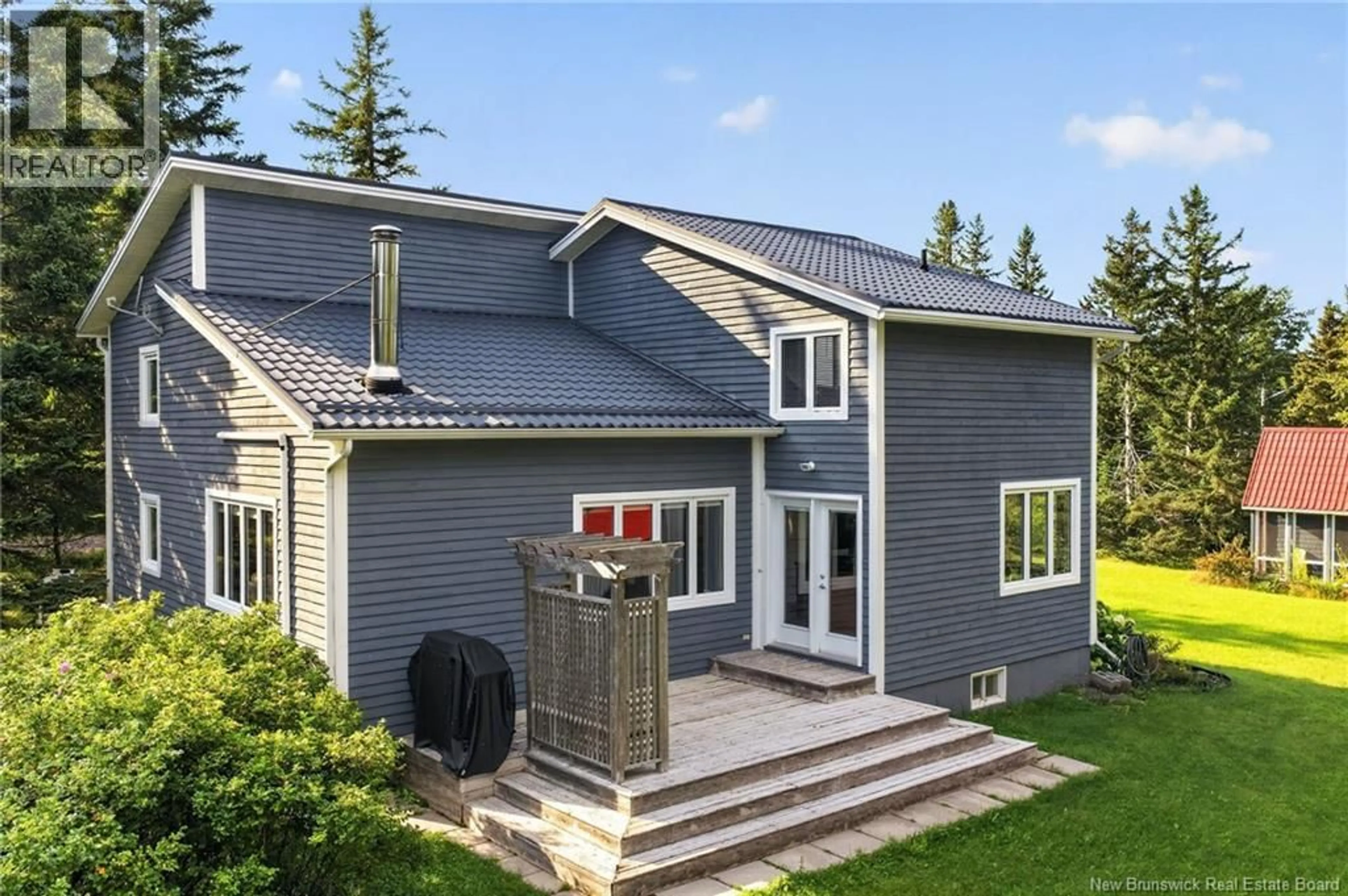 Home with vinyl exterior material, street for 71 AQUILA CRESCENT, Grande-Digue New Brunswick E4R3T1