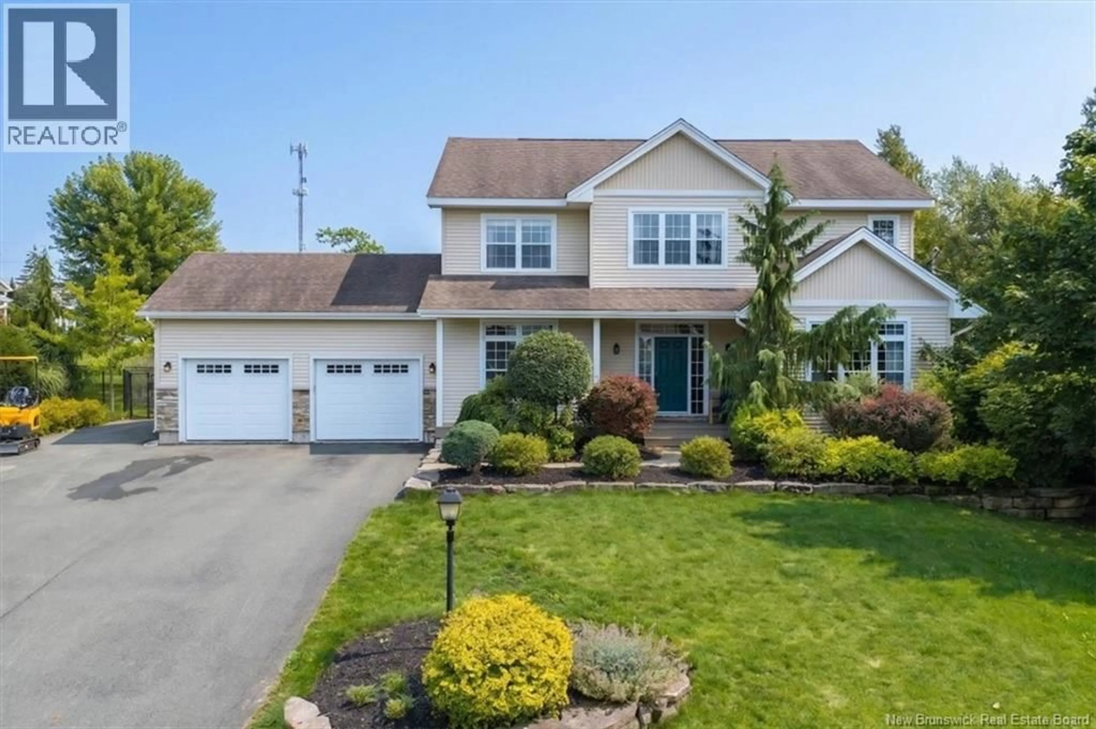 Home with vinyl exterior material, street for 38 SHORNECLIFF DRIVE, Quispamsis New Brunswick E2E6G2