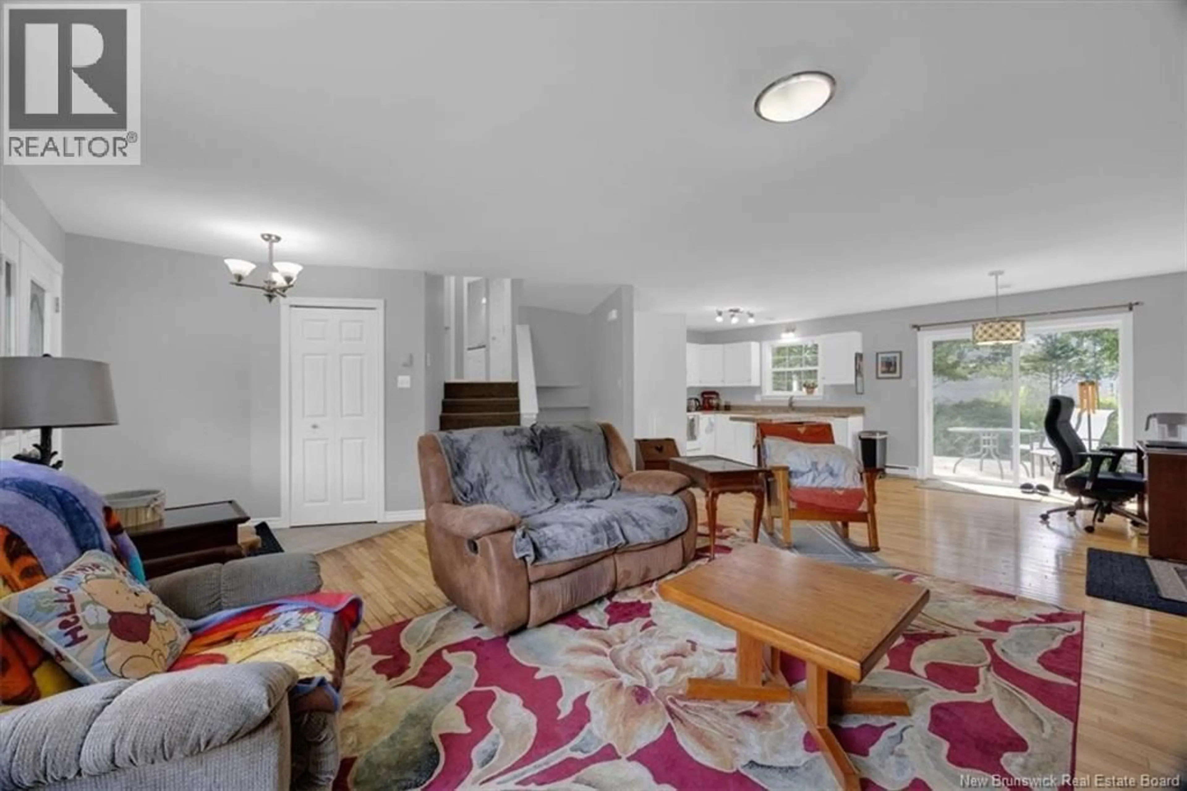 Living room with furniture, unknown for 1 TAGISH ROAD, Quispamsis New Brunswick E2E6C2