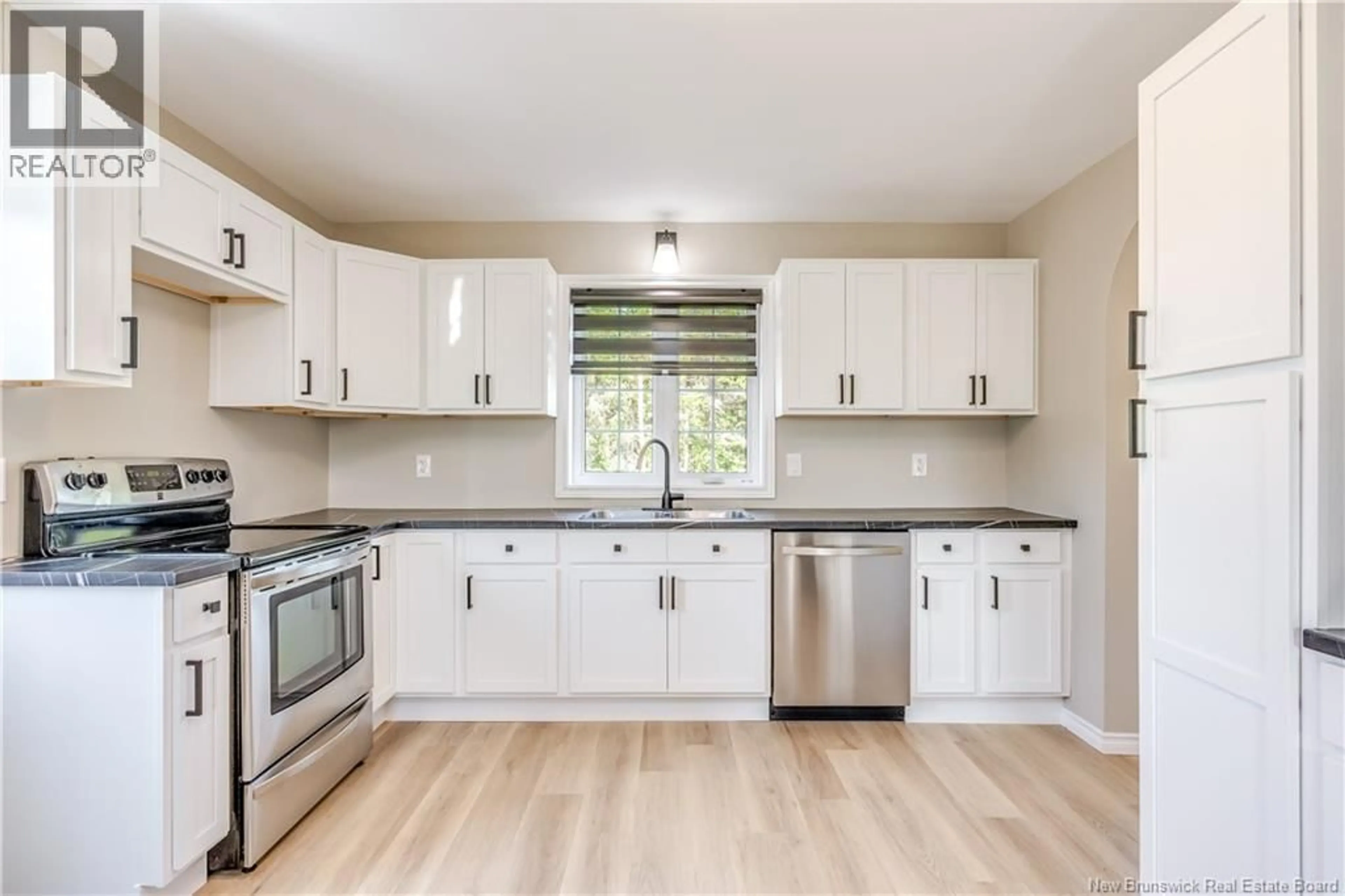 Open concept kitchen, unknown for 210 CHEMIN PIROGUE ROAD, Richibucto-Village New Brunswick E4W1J8