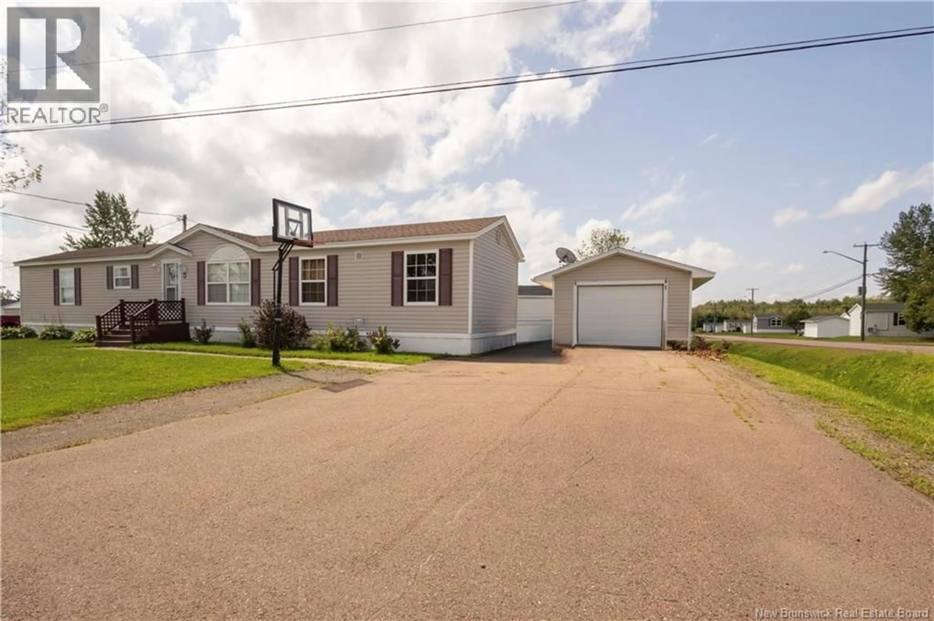 Unknown for 1 INGLEWOOD STREET, Moncton New Brunswick E1H3K5