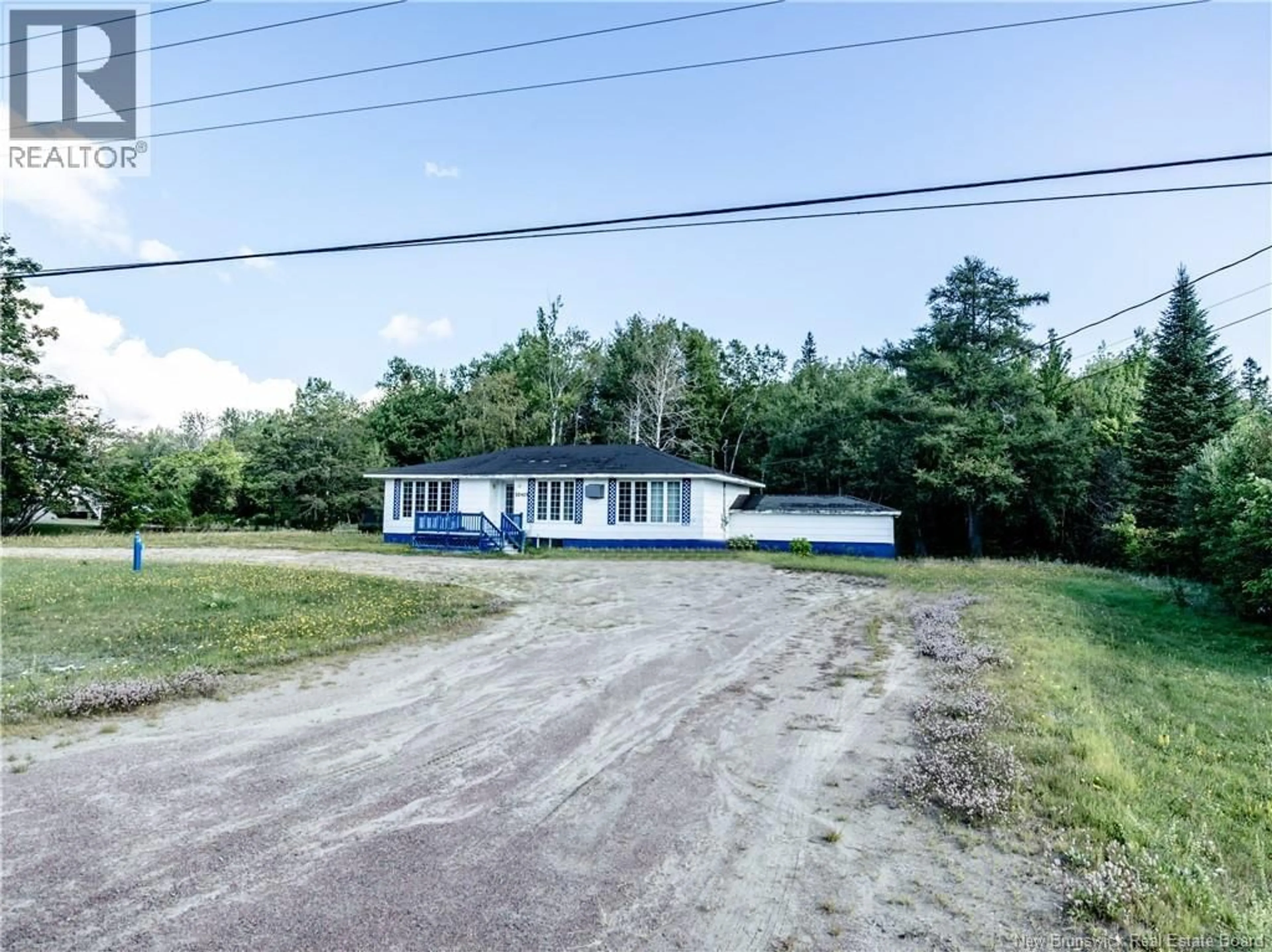 A pic from outside/outdoor area/front of a property/back of a property/a pic from drone, building for 10419 ROUTE 134, Saint-Louis-De-Kent New Brunswick E4X1J5