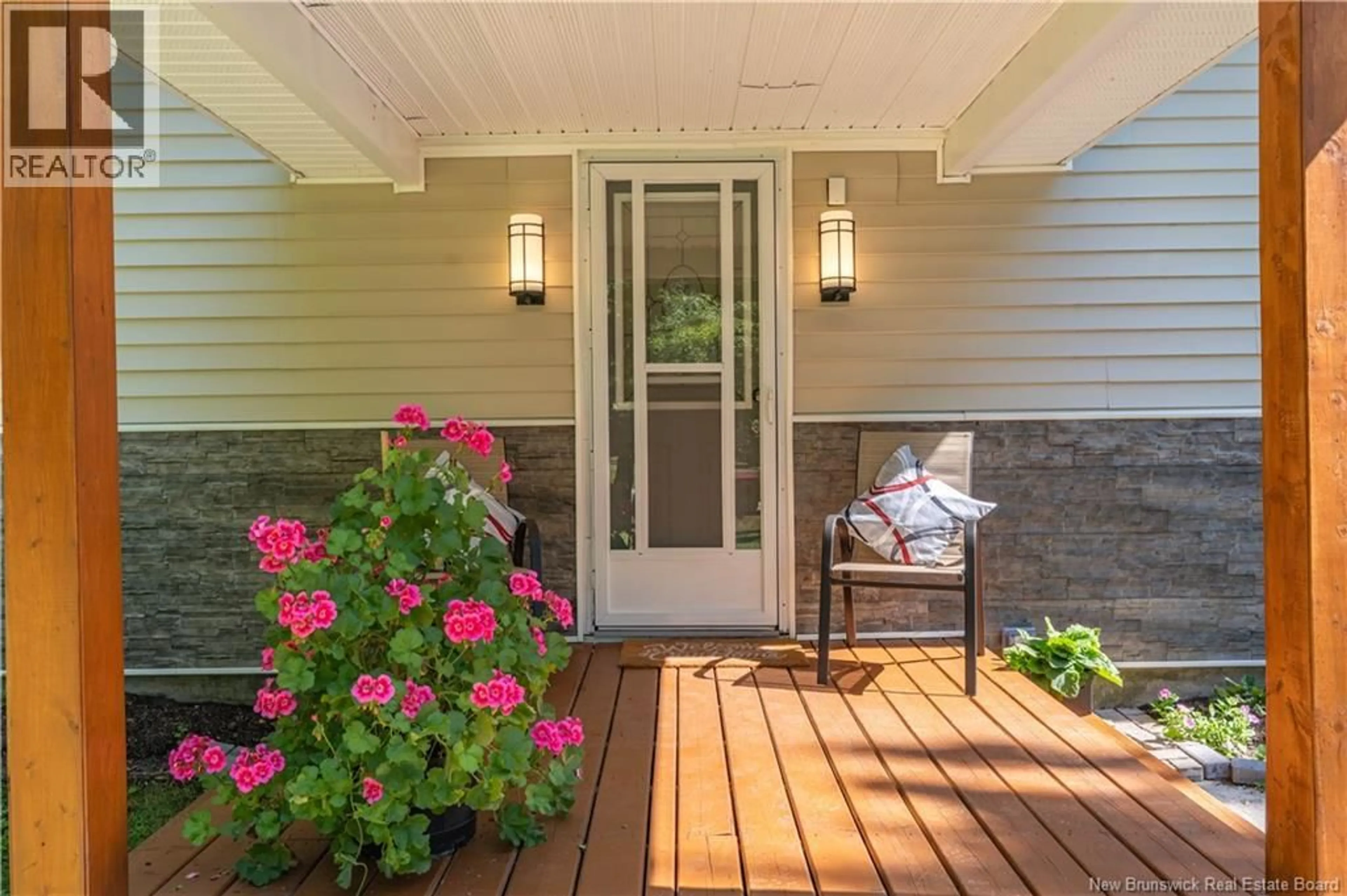 Indoor entryway for 67 MOOREFIELD ROAD, Miramichi New Brunswick E1V7B3