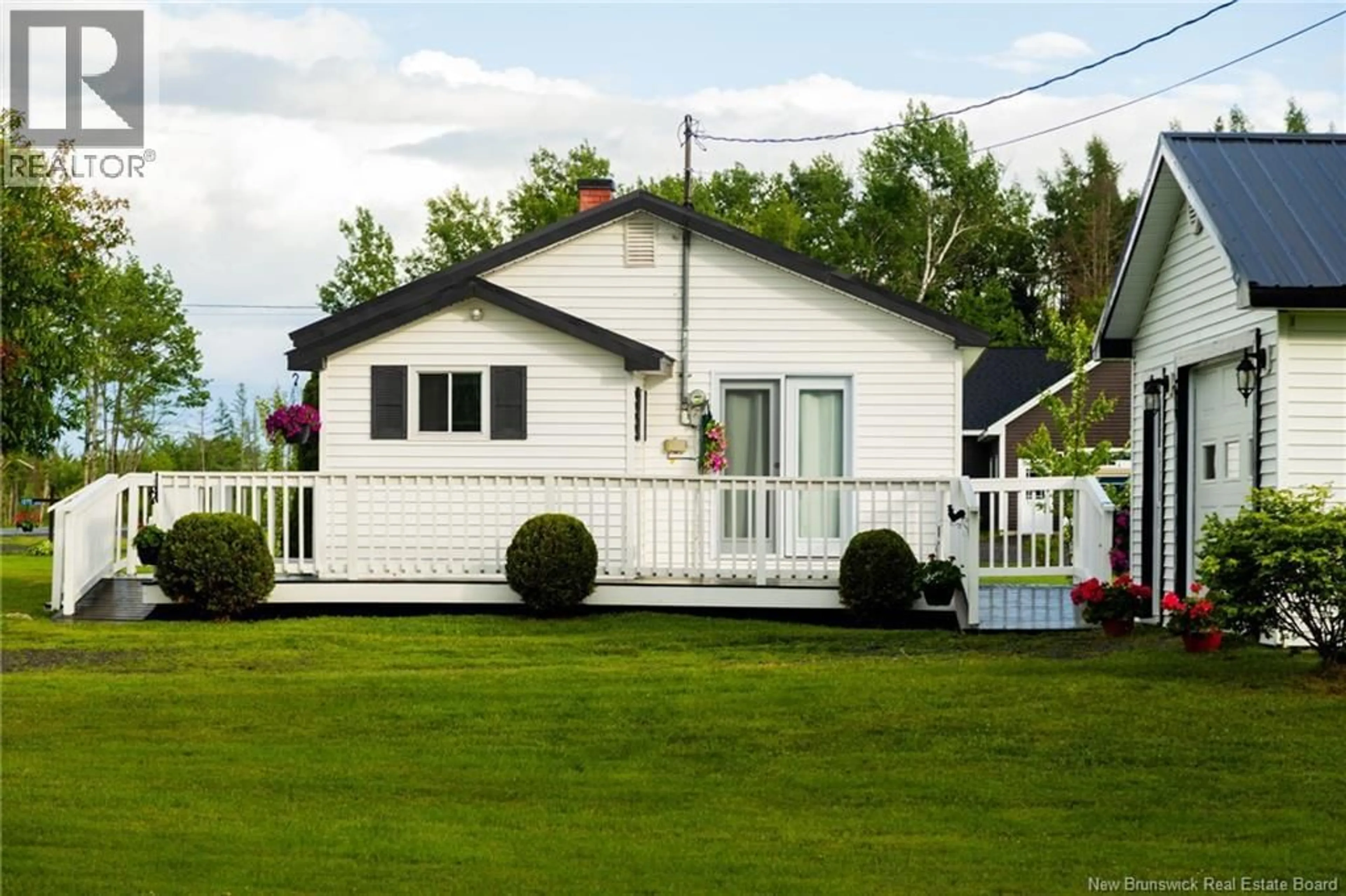 Home with vinyl exterior material, unknown for 1283 ROUTE 636, Harvey New Brunswick E6K3G9