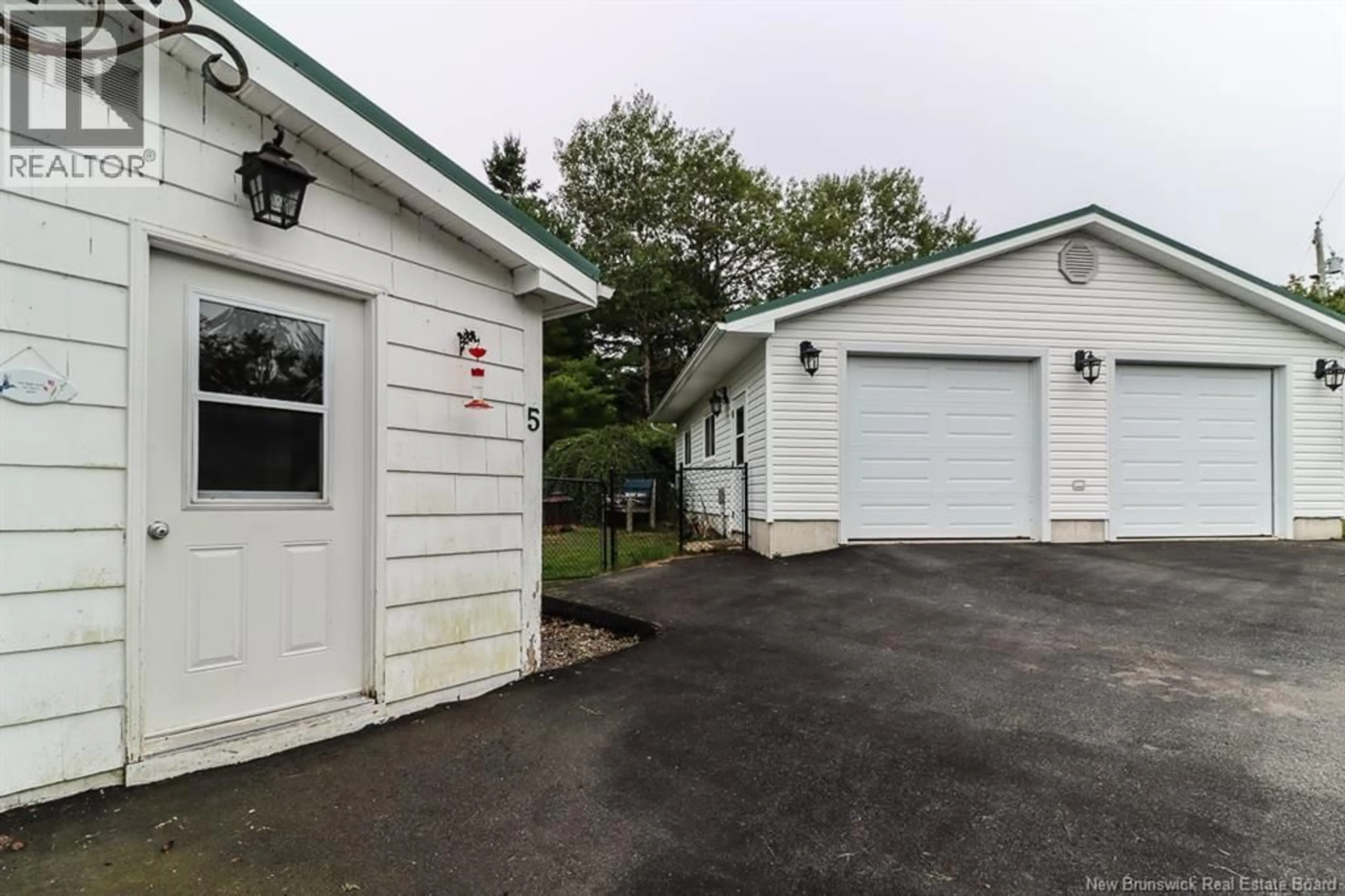 Indoor garage for 5 MCGRAW ROAD, Bains Corner New Brunswick E5R1R8