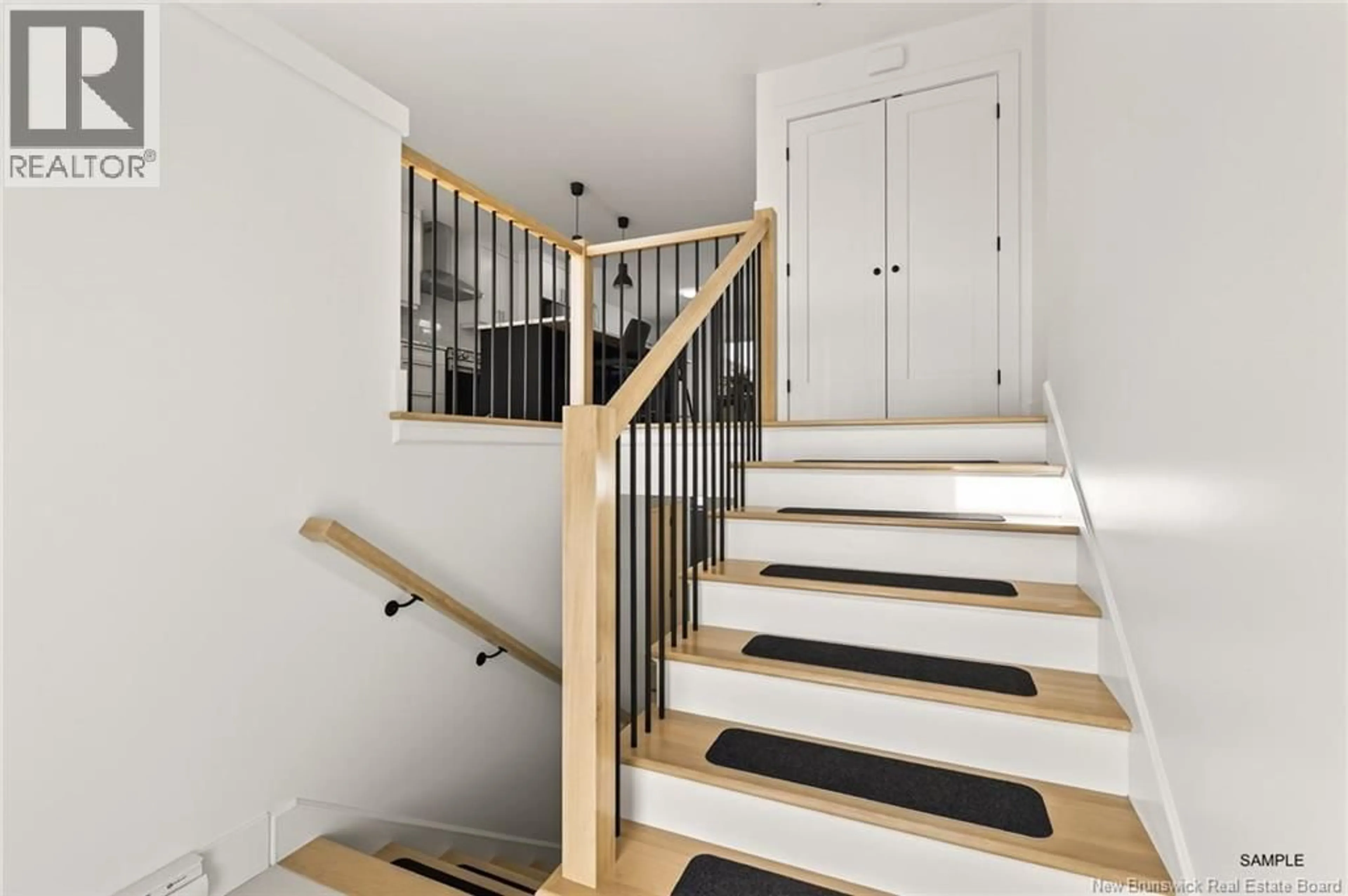 Stairs for 36 ADÉO-ROSE STREET, Memramcook New Brunswick E4K0E9