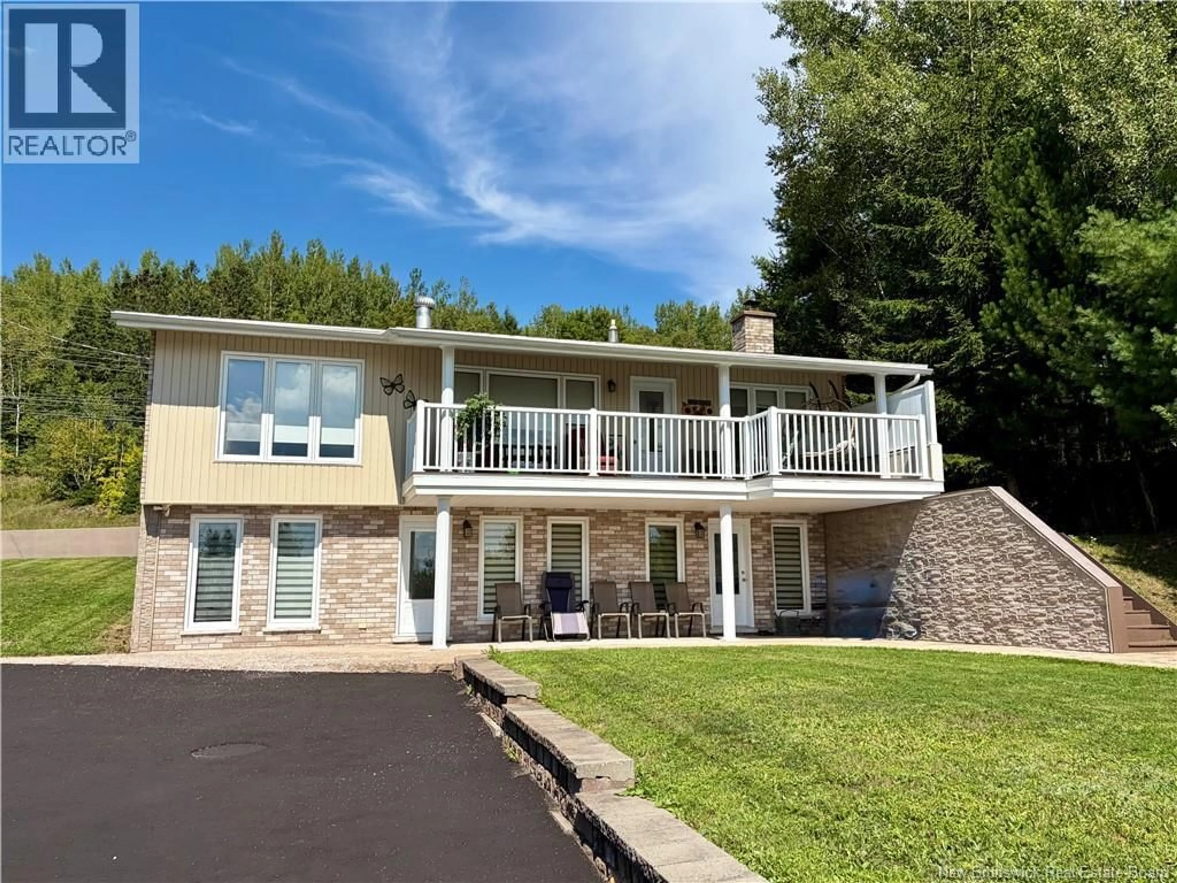 Home with vinyl exterior material, mountain view for 445 DARLINGTON, Dalhousie New Brunswick E8C1M3