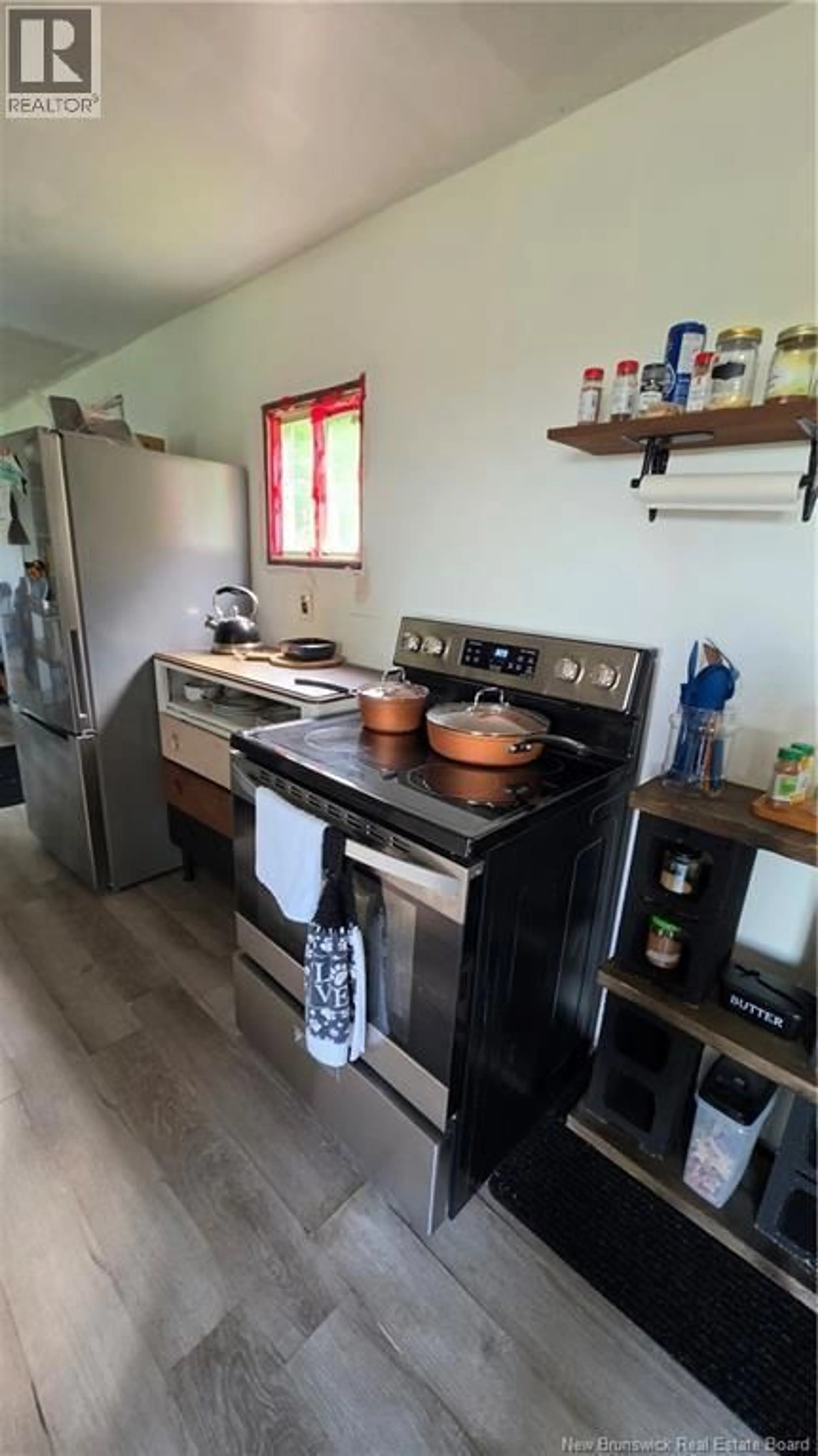 Standard kitchen, unknown for 5224 ROUTE 102, Hampstead New Brunswick E5M2B6