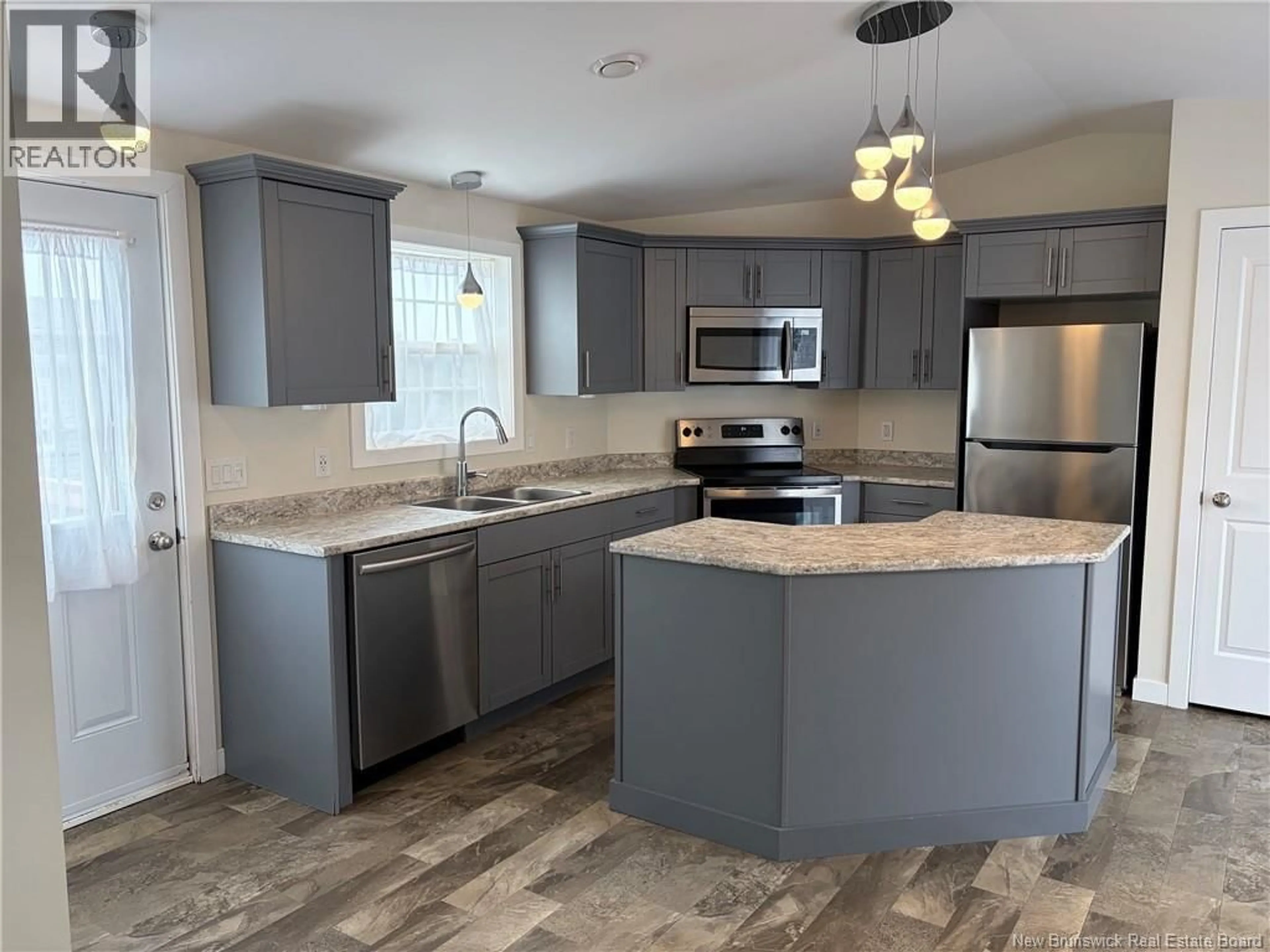 Open concept kitchen, unknown for 89 GLENVIEW DRIVE, Saint John New Brunswick E2H2R4