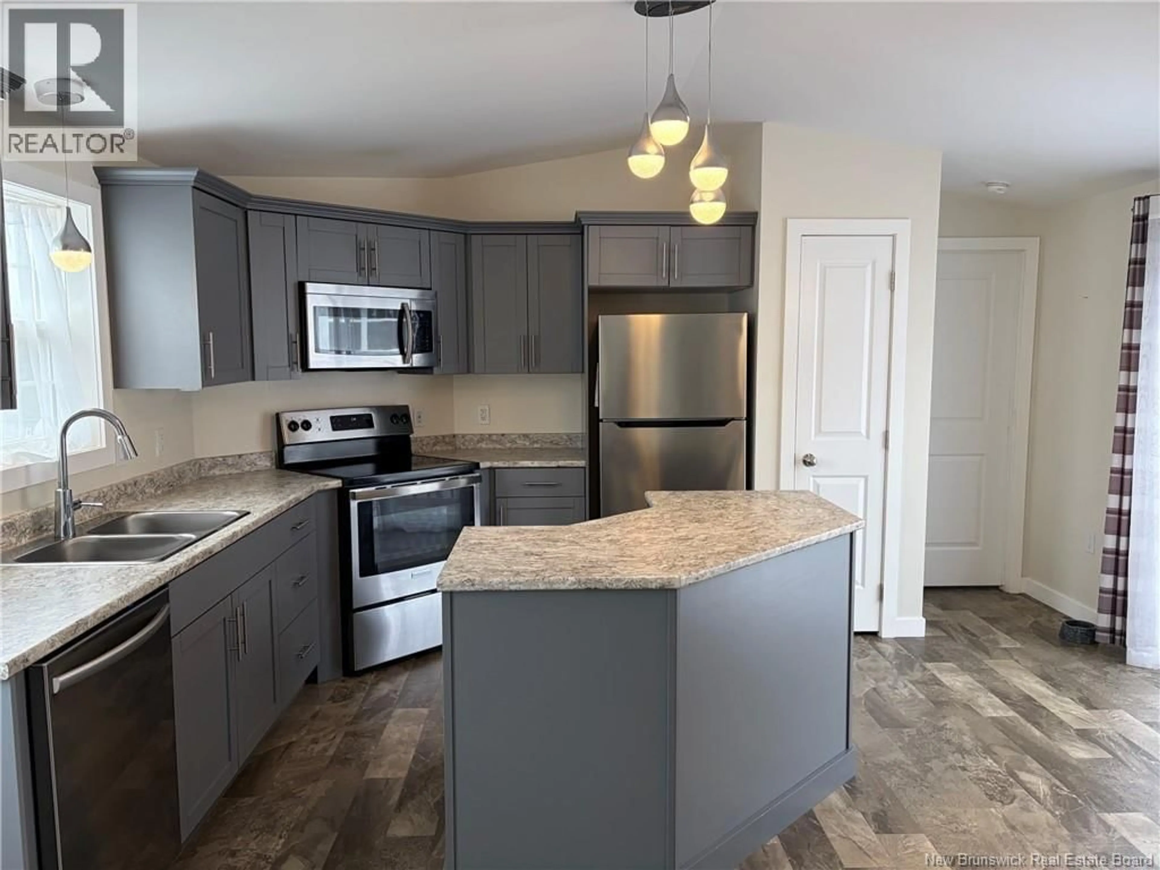Open concept kitchen, unknown for 89 GLENVIEW DRIVE, Saint John New Brunswick E2H2R4
