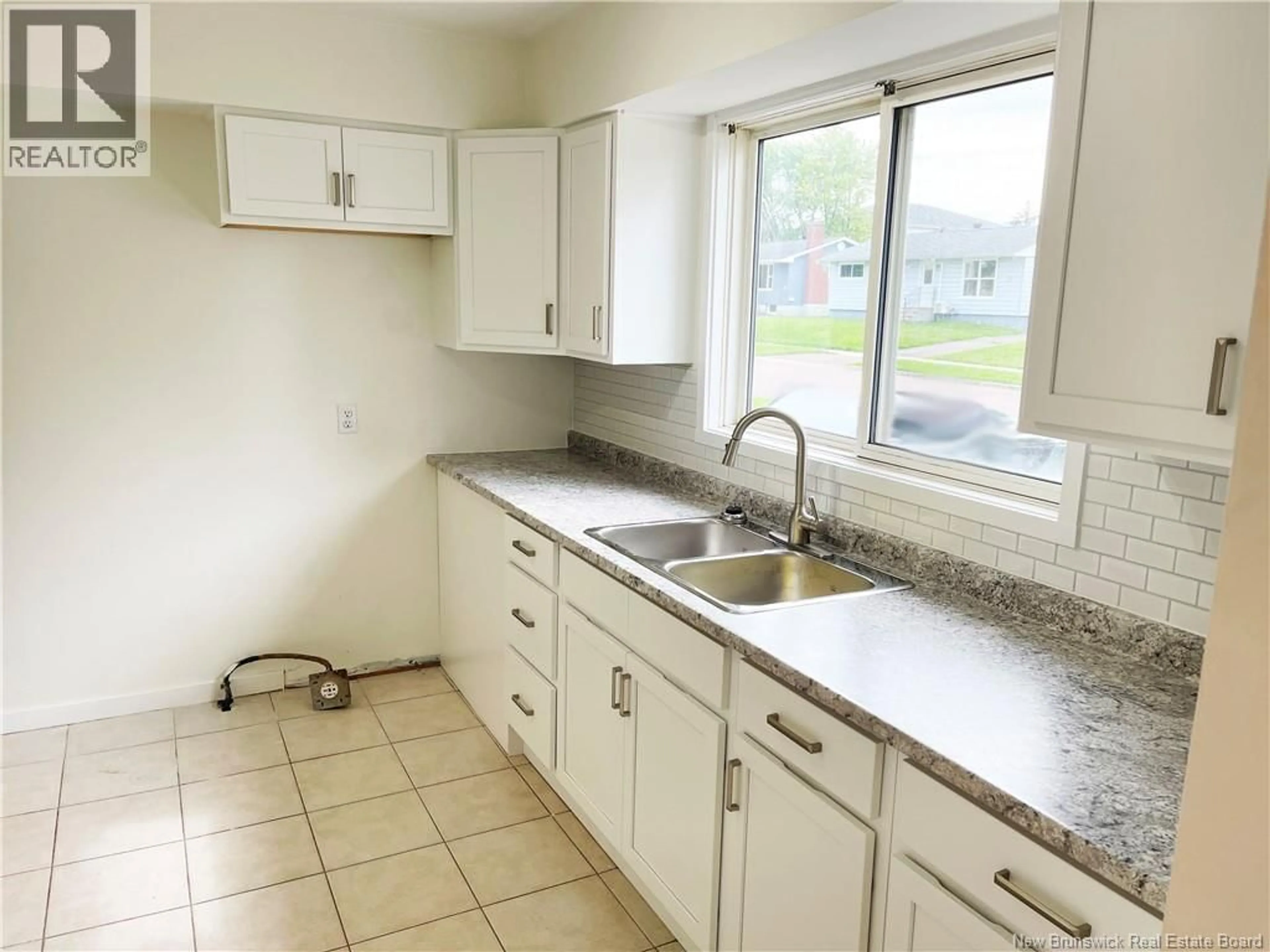 Standard kitchen, unknown for 97 LEESIDE DRIVE, Moncton New Brunswick E1C4L4