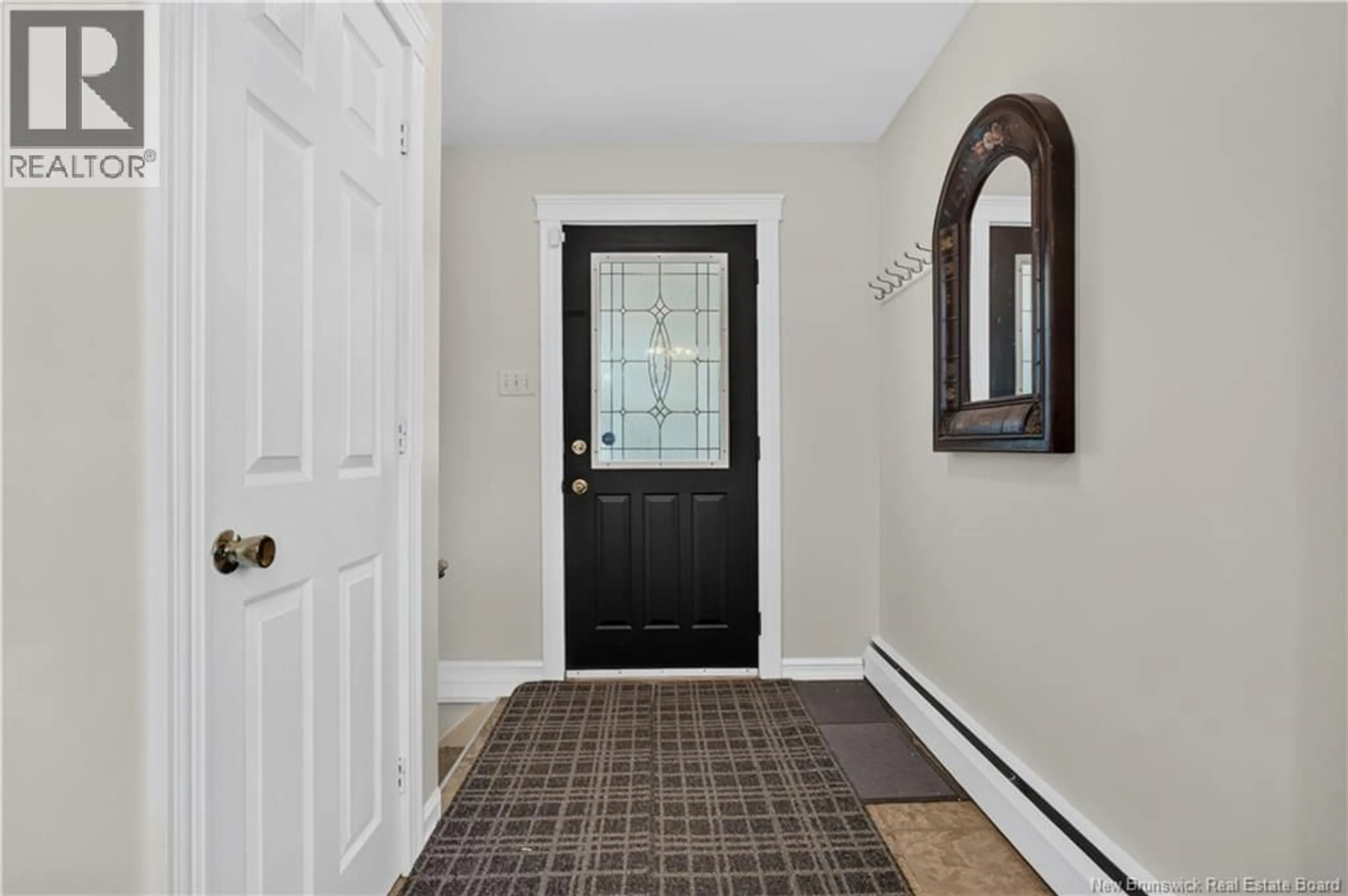 Indoor entryway for 380 SUNSET AVENUE, Miramichi New Brunswick E1V1A4