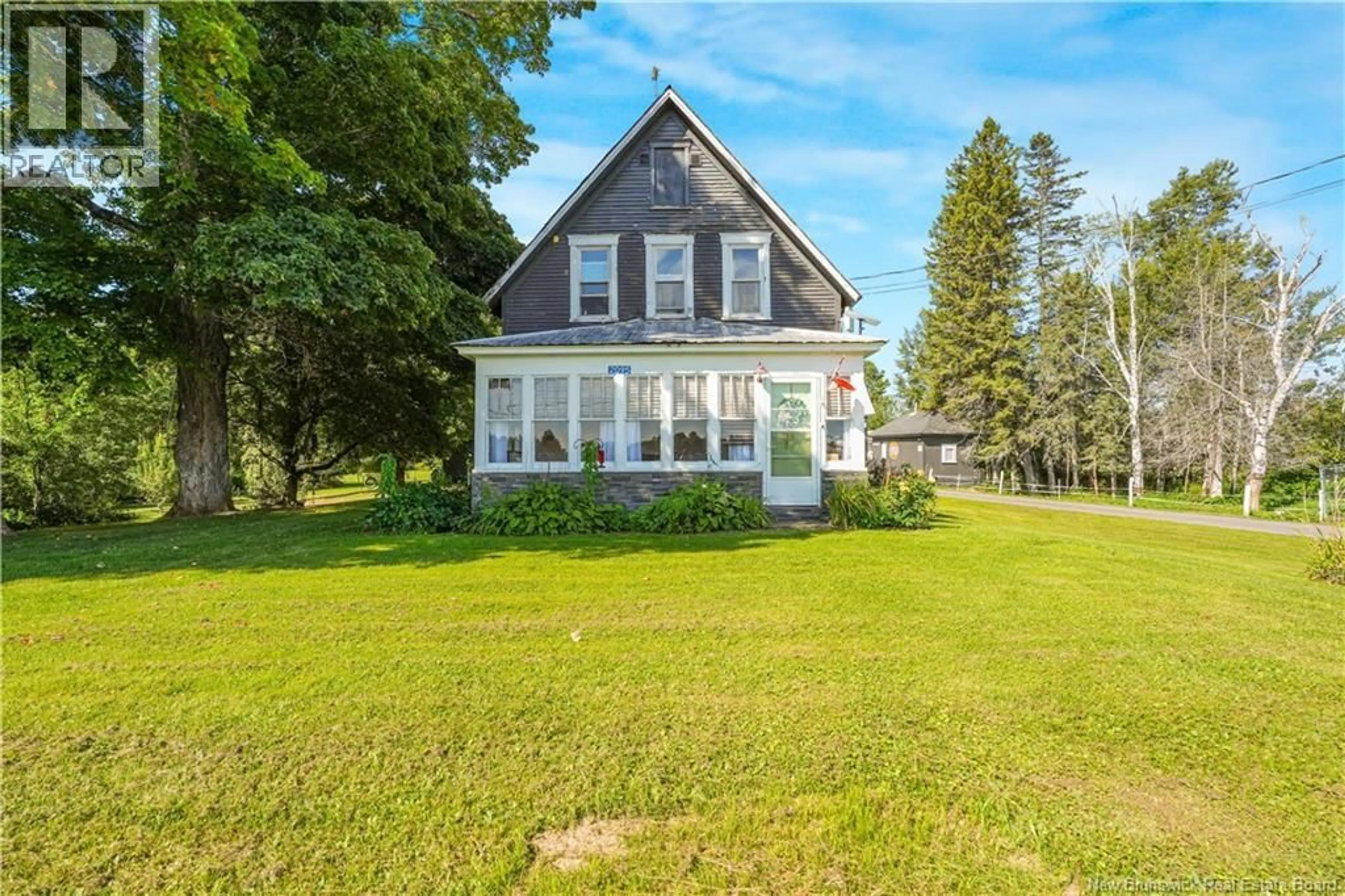 A pic from outside/outdoor area/front of a property/back of a property/a pic from drone, water/lake/river/ocean view for 2095 ROUTE 560, Lakeville New Brunswick E7K1T7