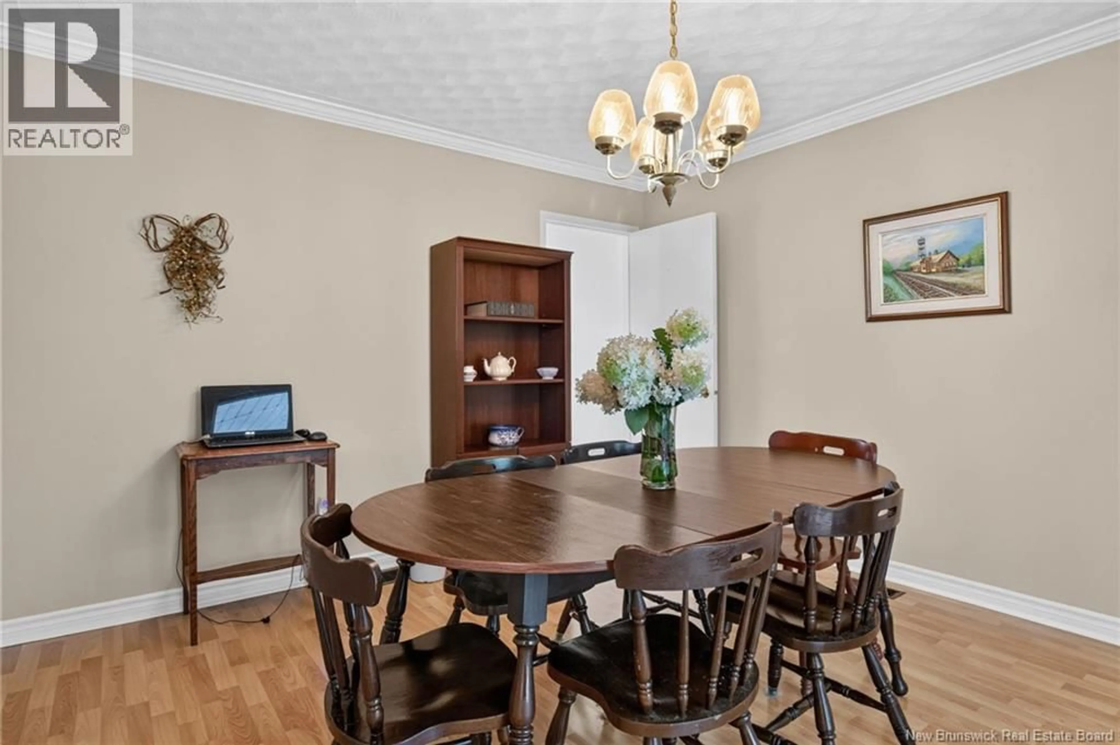 Dining room, wood/laminate floor for 210 BLYTHWOOD AVENUE, Riverview New Brunswick E1B2G8