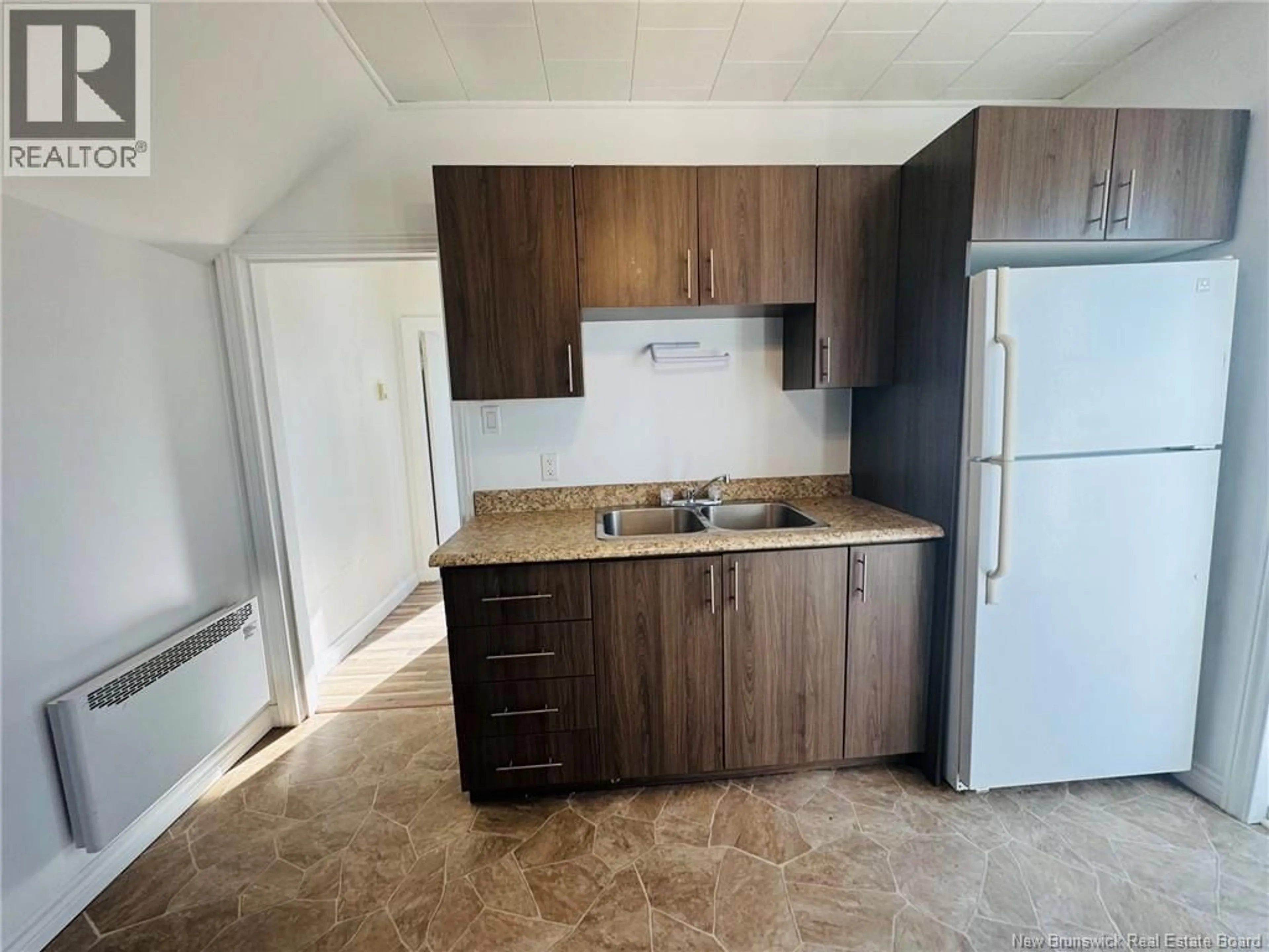 Standard kitchen, unknown for 101 NOTRE DAME STREET, Atholville New Brunswick E3N4T1
