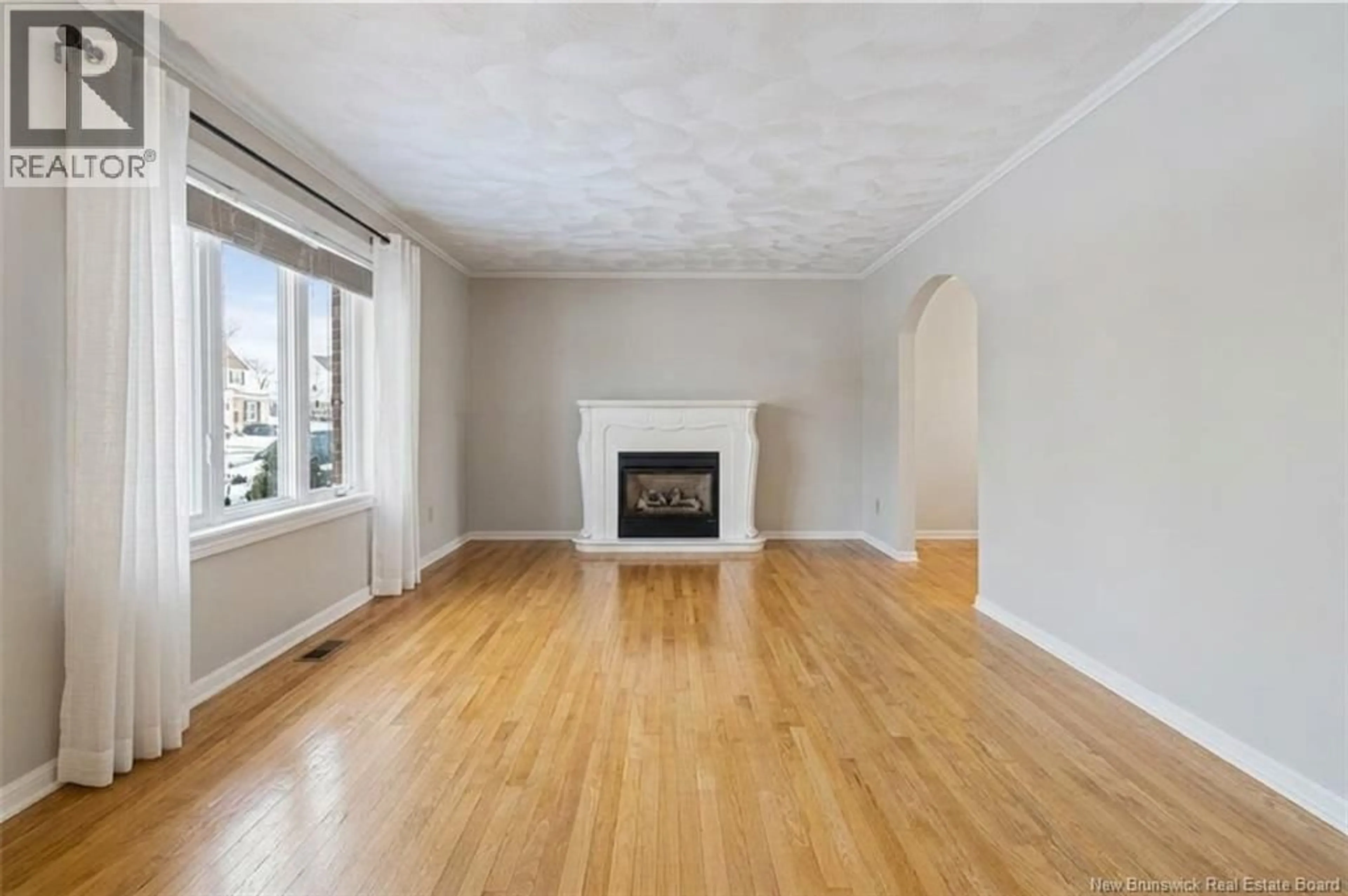 A pic of a room for 27 WOODSTONE CRESCENT, Moncton New Brunswick E1G1W3