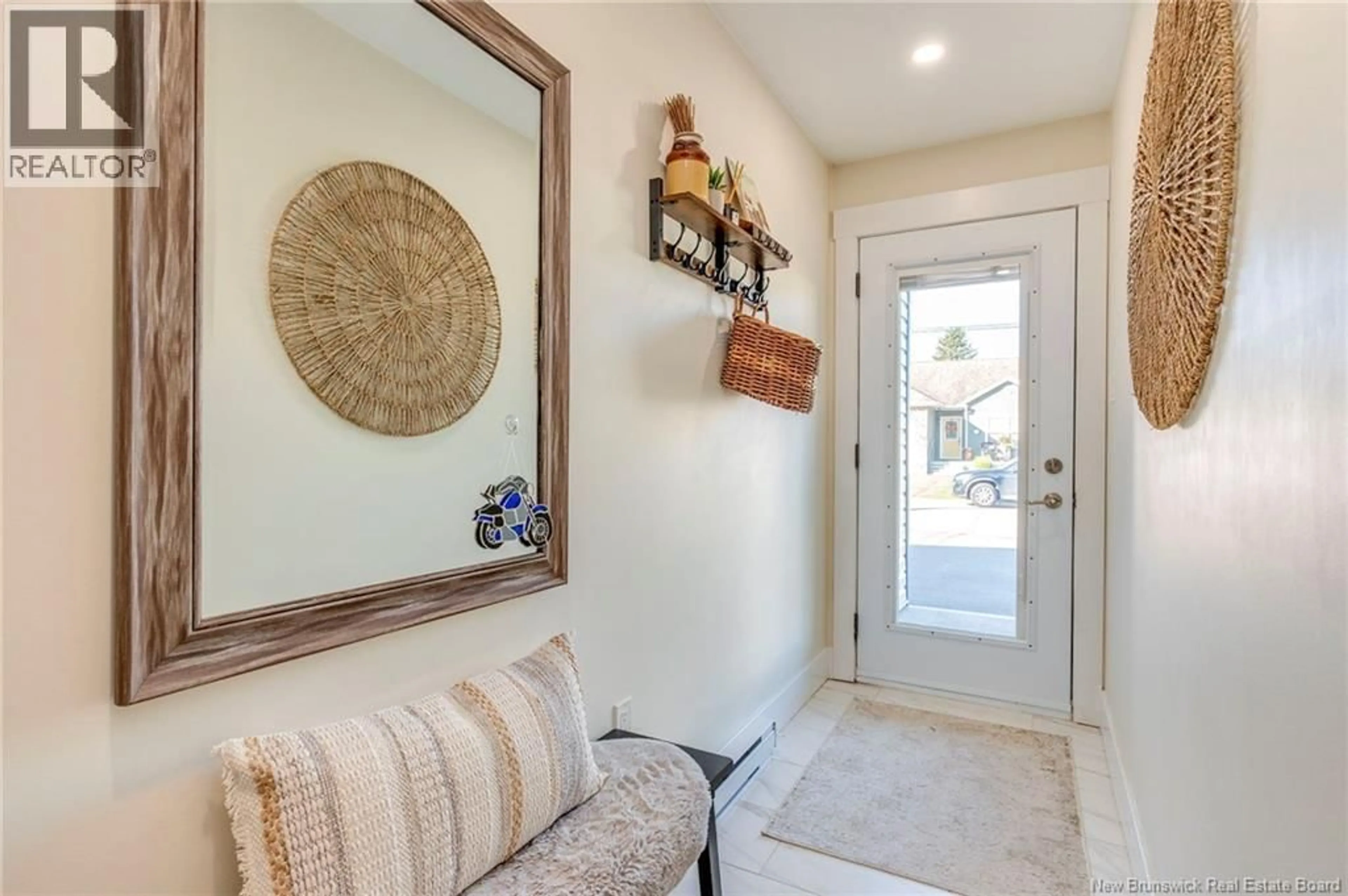 Indoor entryway for 132 MCQUEEN STREET, Shediac New Brunswick E4P2H7