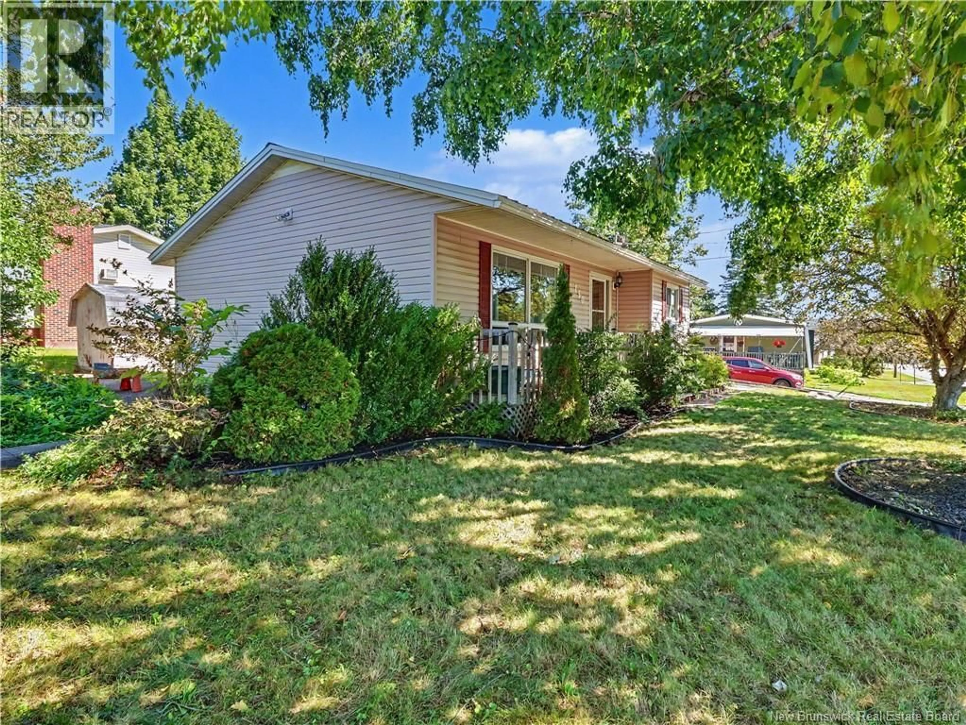 Unknown for 130 KIRKPATRICK STREET, Woodstock New Brunswick E7M2B1