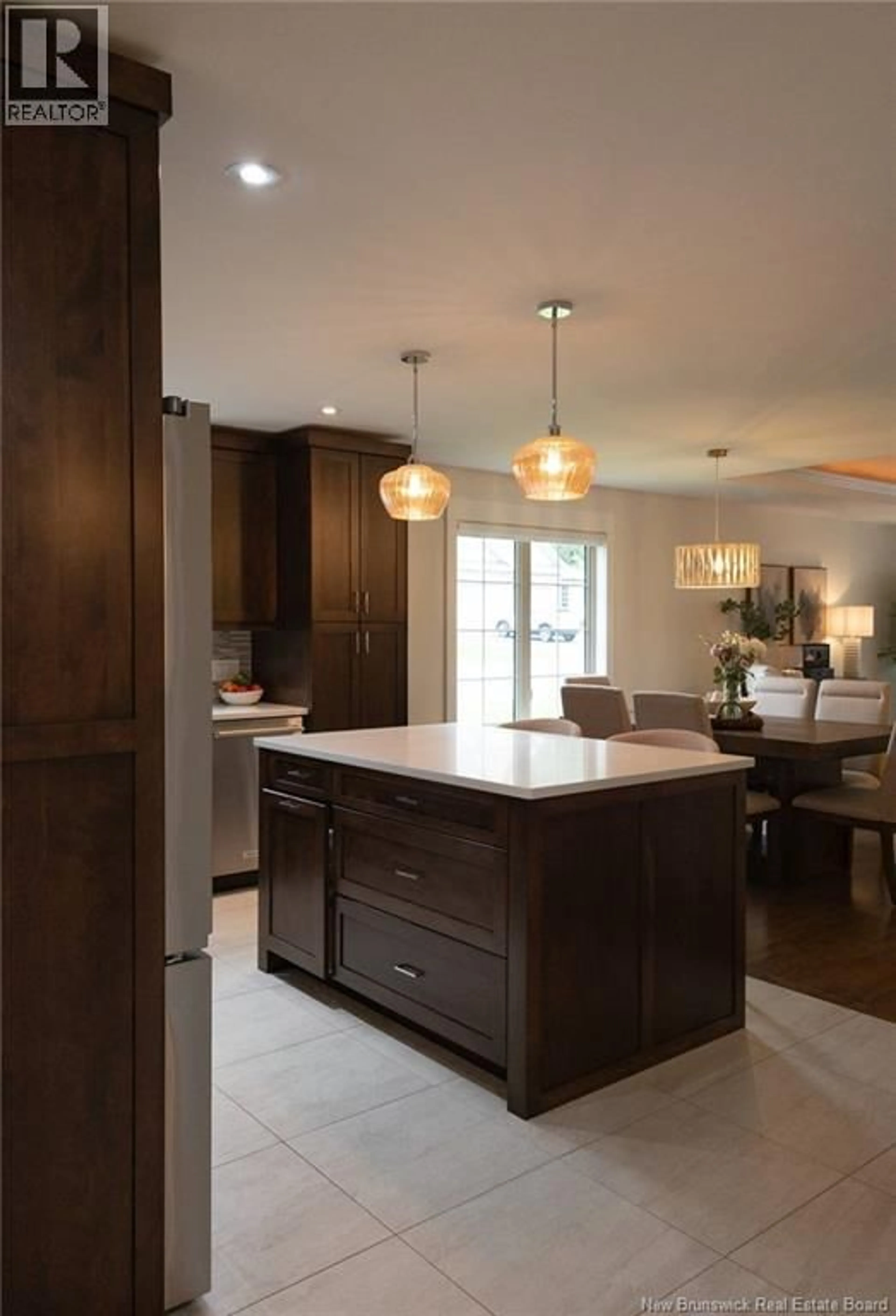 Contemporary kitchen, unknown for 121 BOISEE CRESCENT, Dieppe New Brunswick E1A9M4