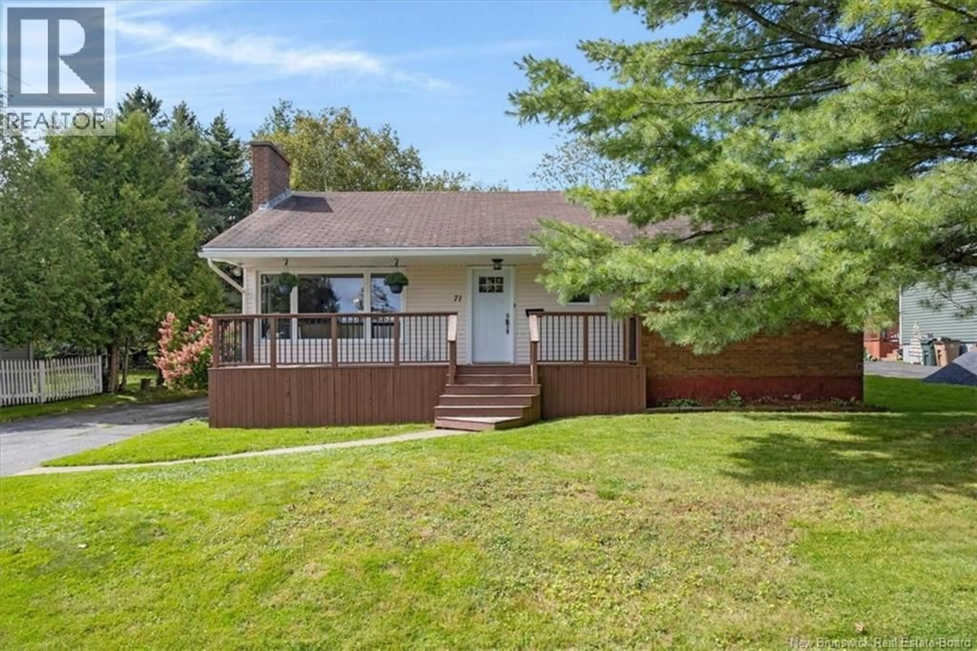 Unknown for 71 BROOKVIEW CRESCENT, Saint John New Brunswick E2L4K9