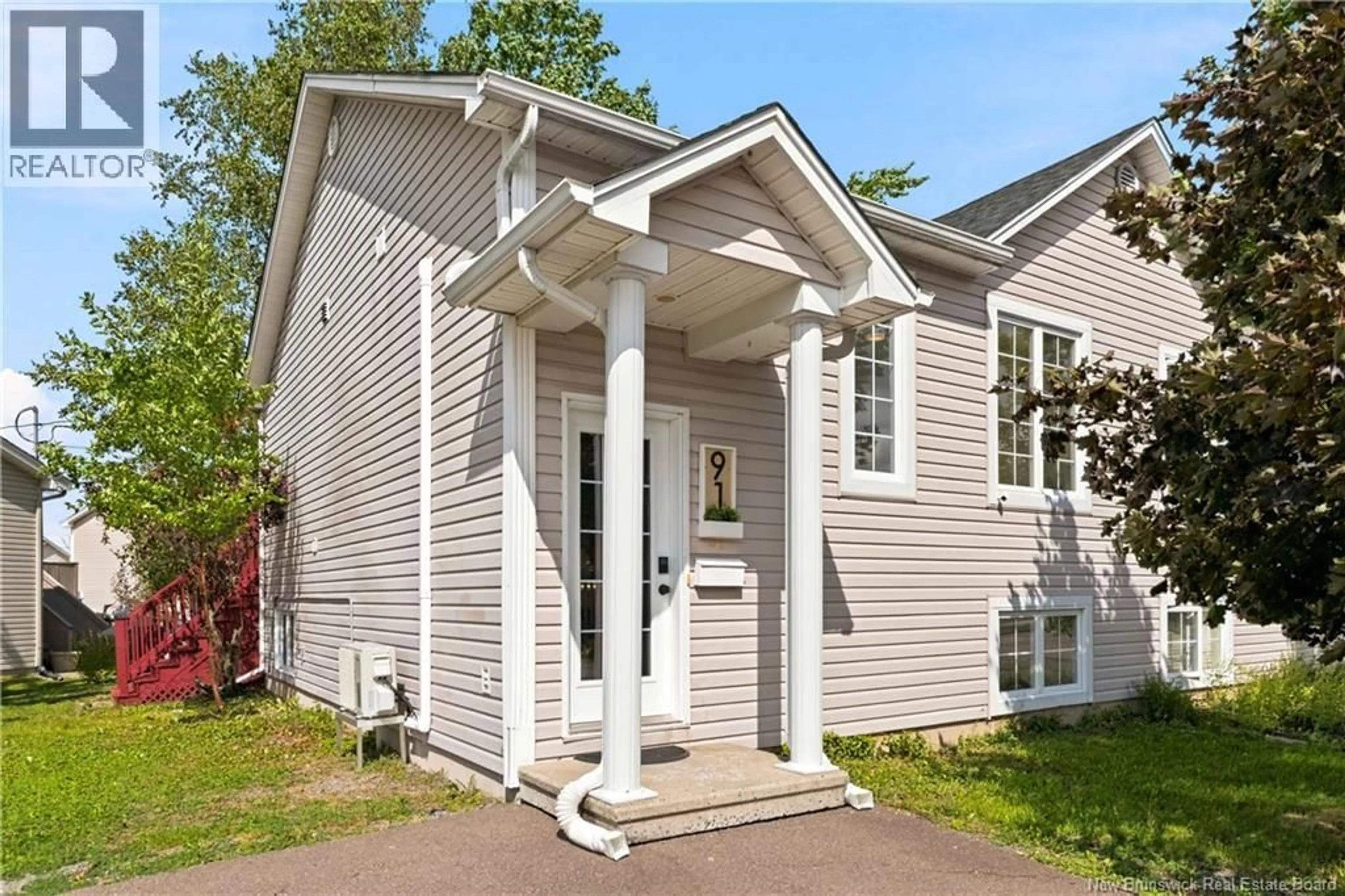 Home with vinyl exterior material, street for 91 MOUNT PLEASANT ROAD, Moncton New Brunswick E1G5J3