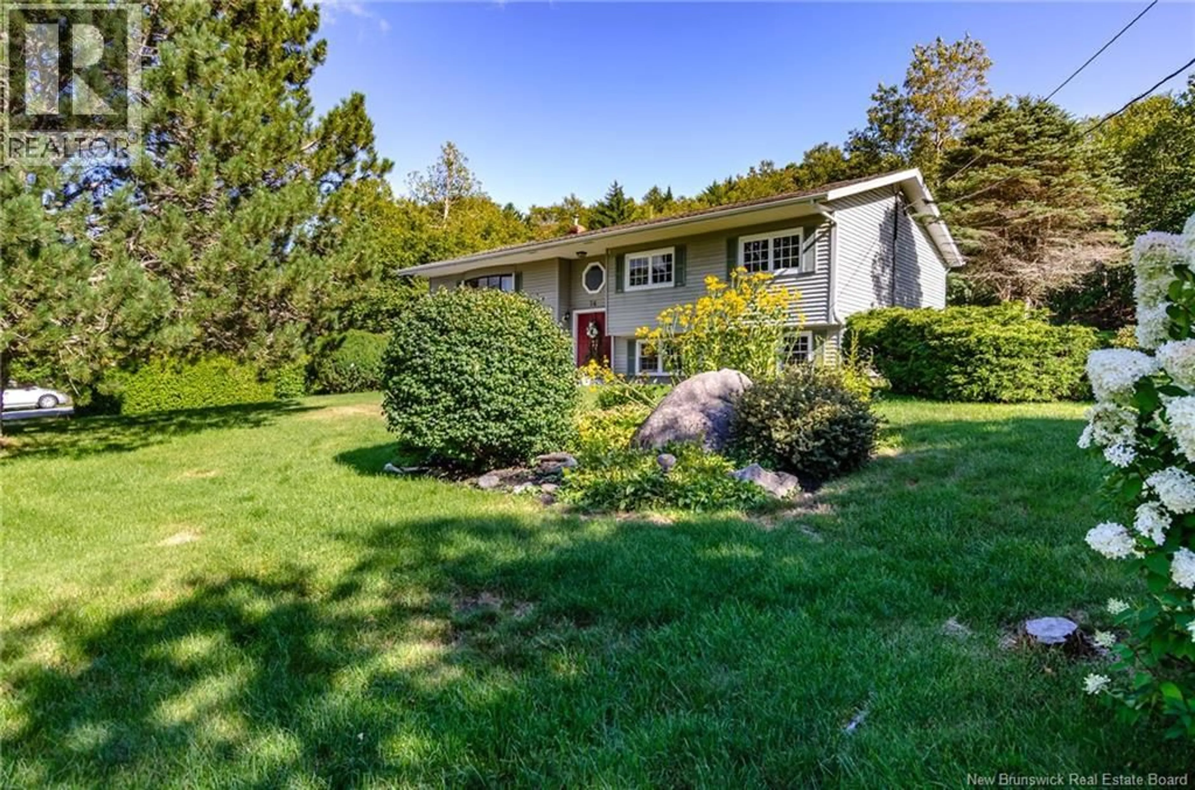A pic from outside/outdoor area/front of a property/back of a property/a pic from drone, unknown for 74 MORRISON ROAD, Saint John New Brunswick E2N1G9