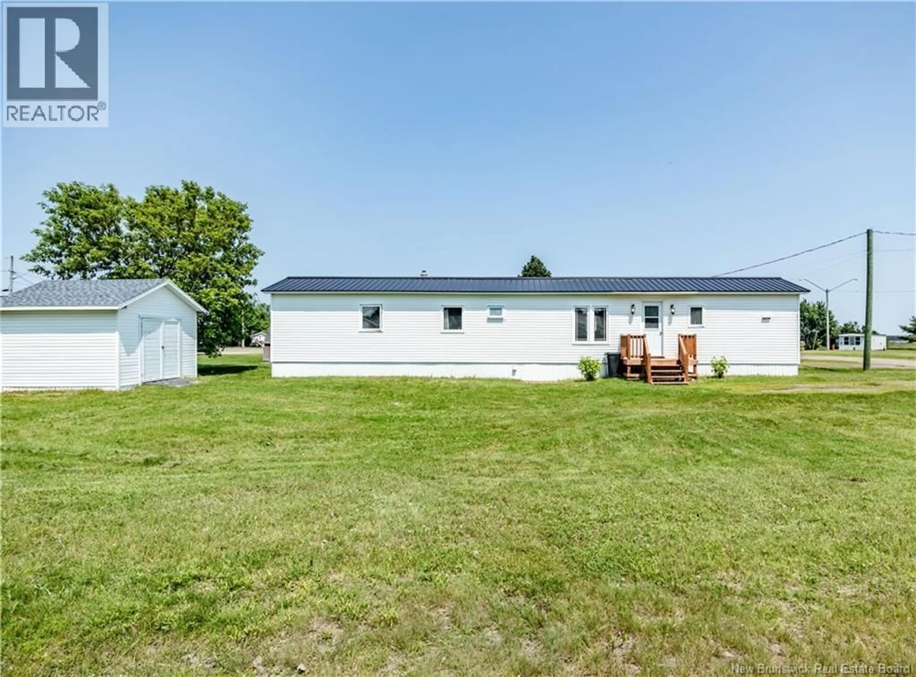 A pic from outside/outdoor area/front of a property/back of a property/a pic from drone, water/lake/river/ocean view for 48 RUE DES COPAINS, Richibucto New Brunswick E4W3X7