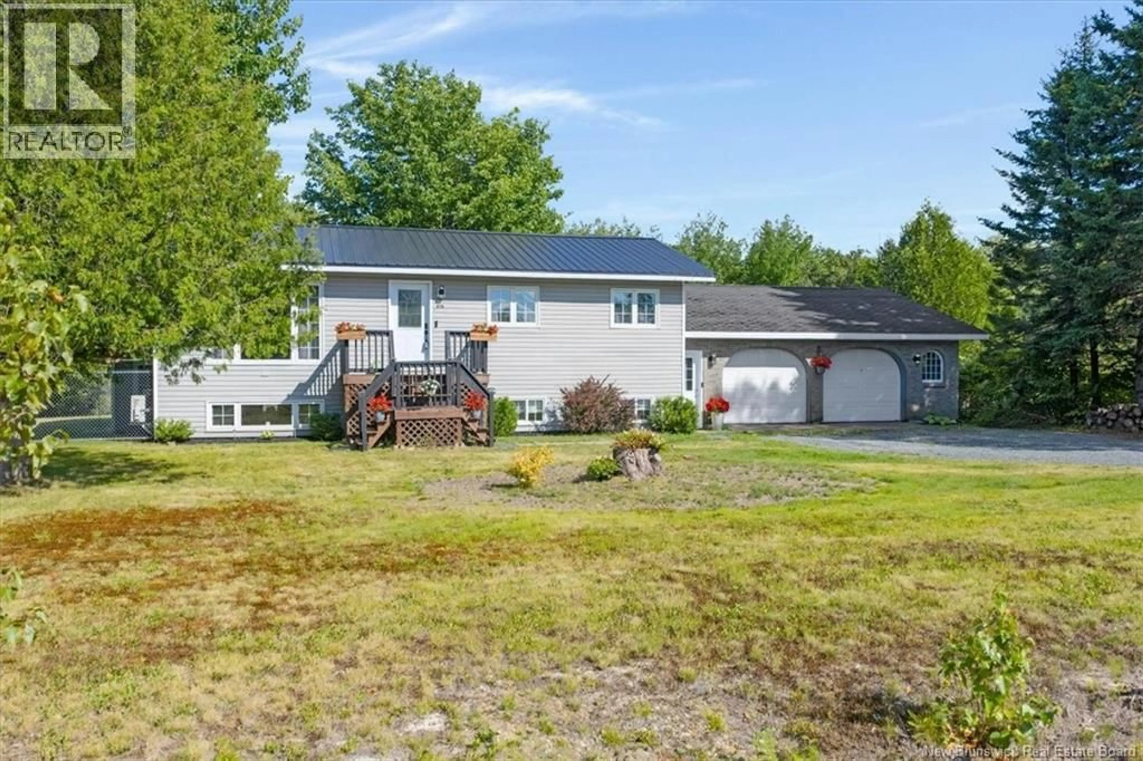 A pic from outside/outdoor area/front of a property/back of a property/a pic from drone, unknown for 678 ROUTE 785, Utopia New Brunswick E5H1G2