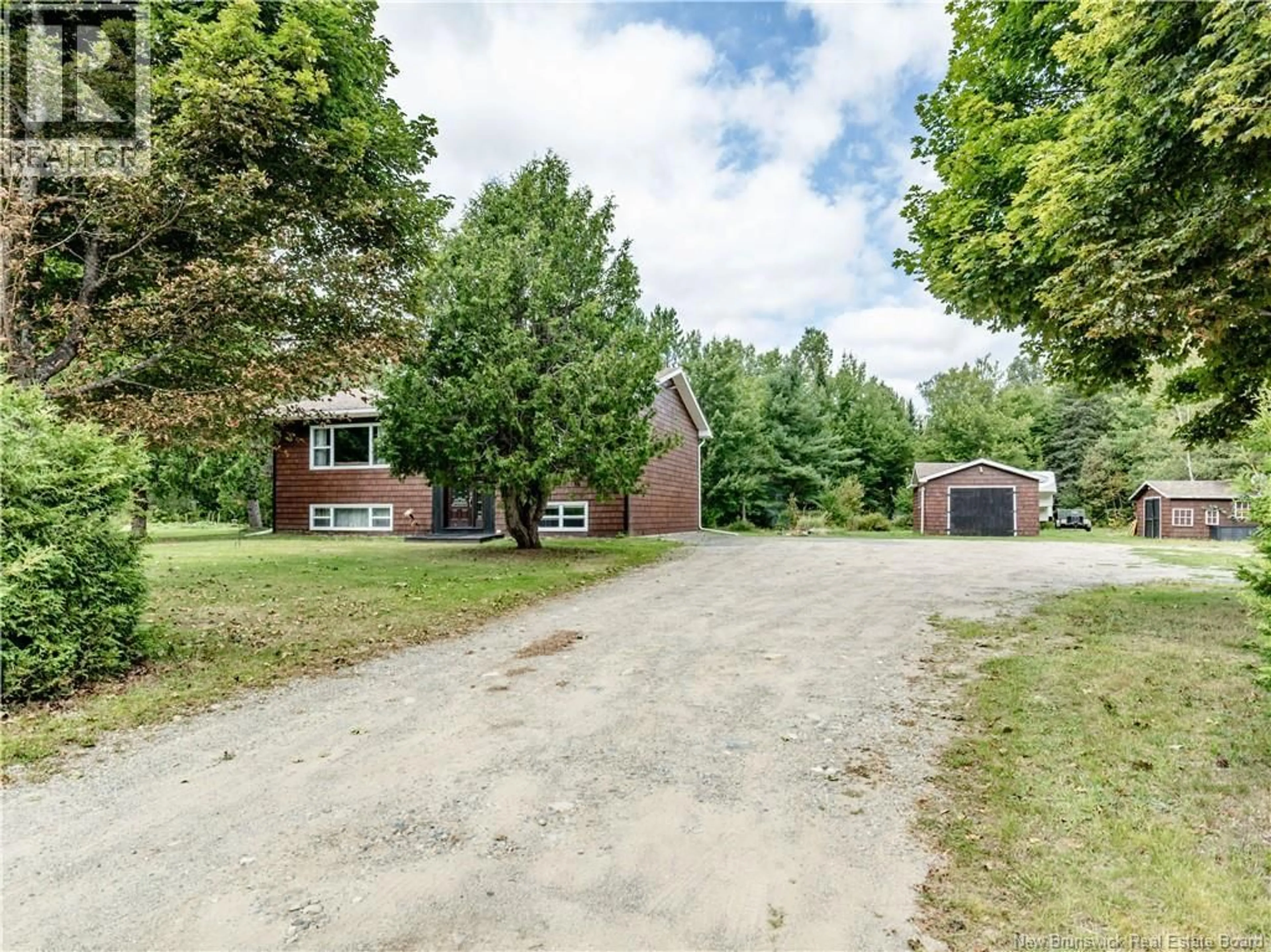 A pic from outside/outdoor area/front of a property/back of a property/a pic from drone, street for 440 PLEASANT RIDGE, Rogersville New Brunswick E4Y1C4