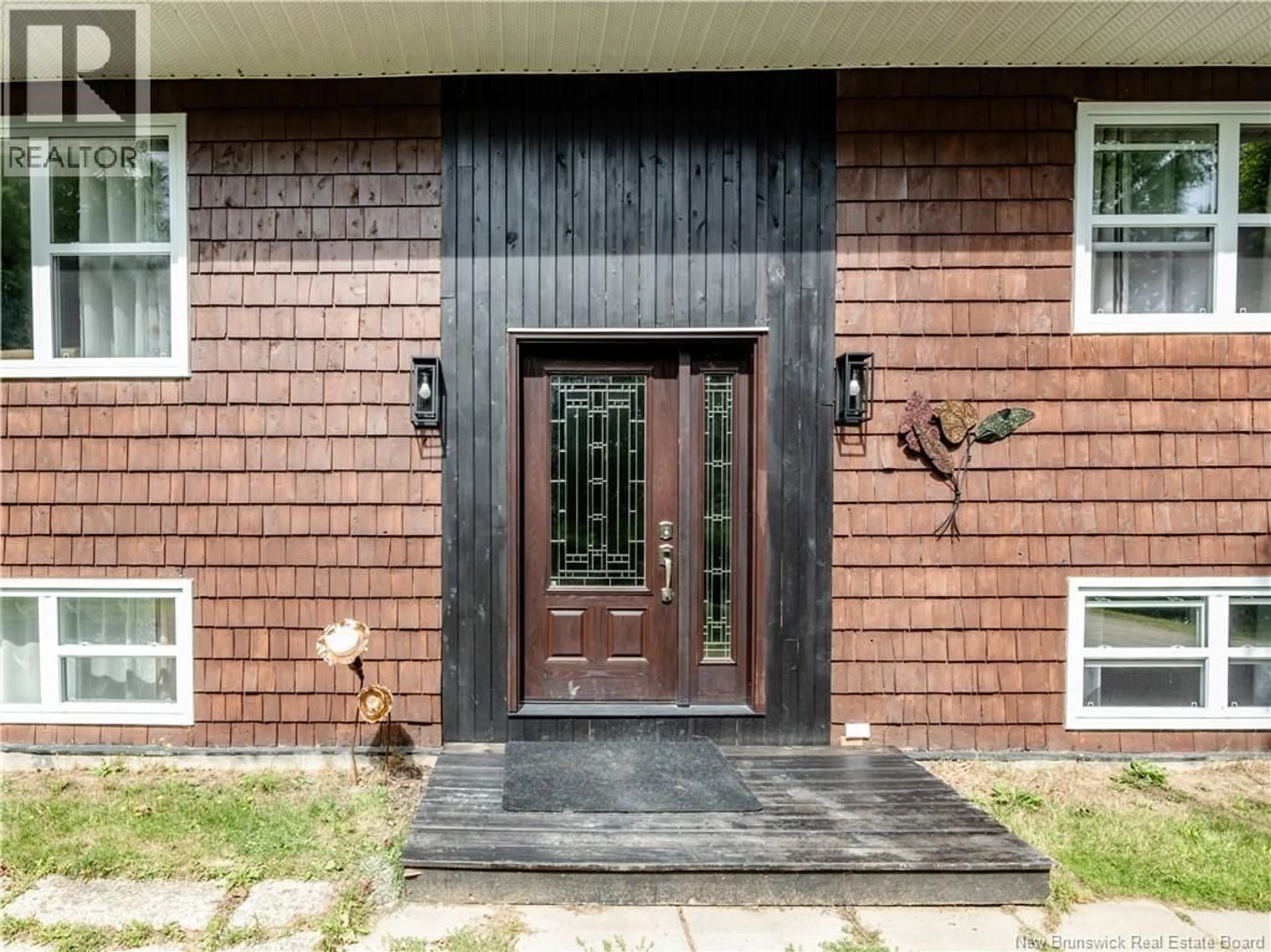 Indoor entryway for 440 PLEASANT RIDGE, Rogersville New Brunswick E4Y1C4