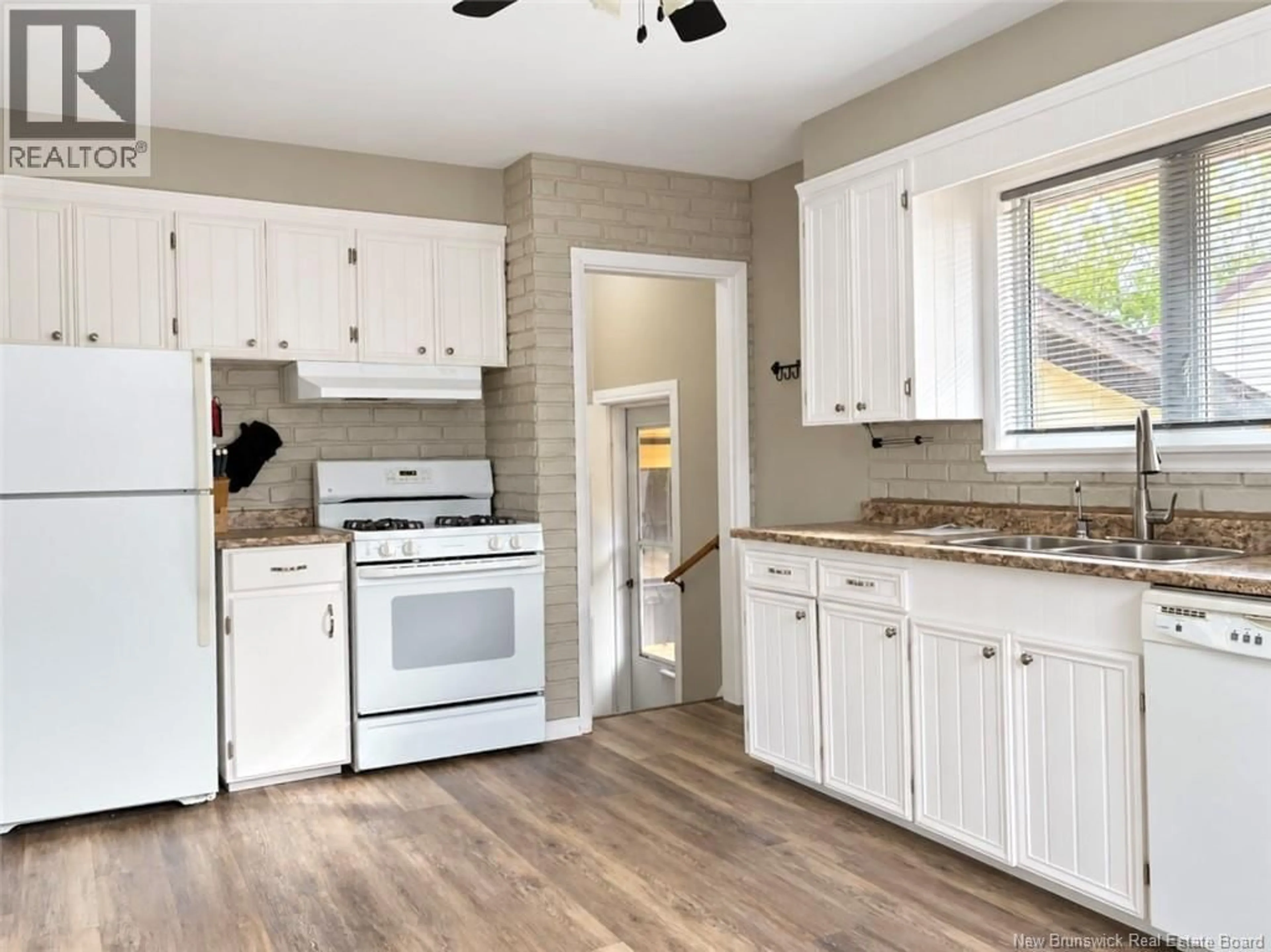 Open concept kitchen, unknown for 175 SECOND AVENUE, Moncton New Brunswick E1C7Y5