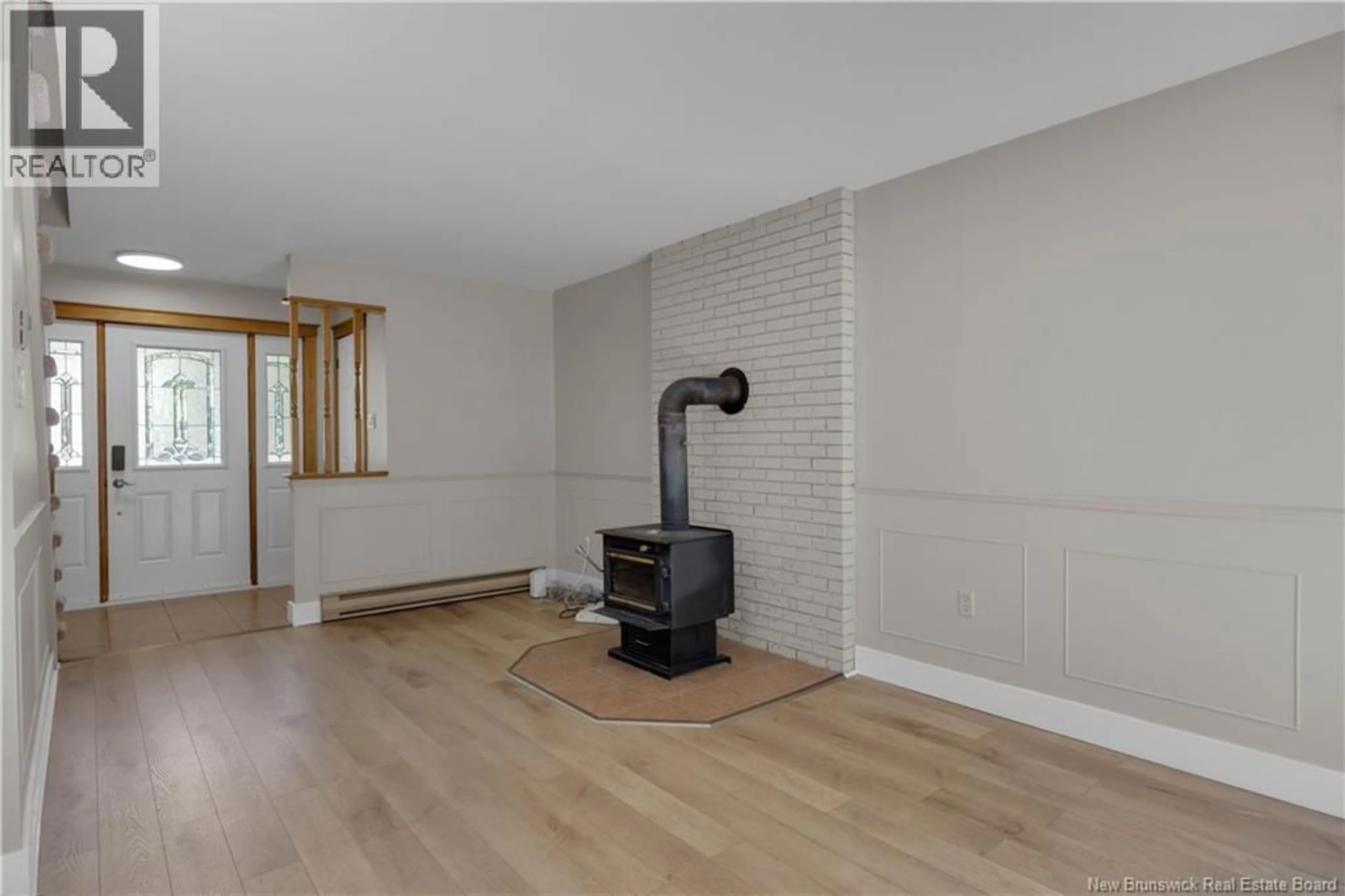 A pic of a room for 18 DELMAR CRESCENT, Quispamsis New Brunswick E2E4J1