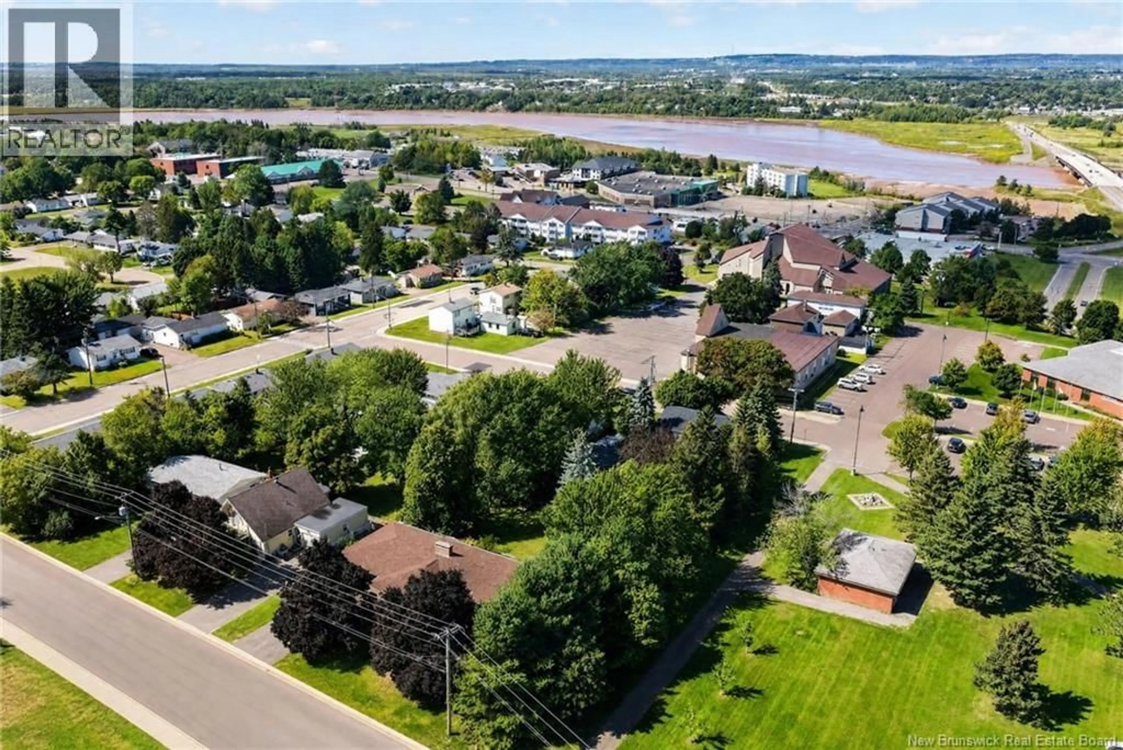 A pic from outside/outdoor area/front of a property/back of a property/a pic from drone, water/lake/river/ocean view for 547 BRADFORD WEST ROAD, Riverview New Brunswick E1B2M8