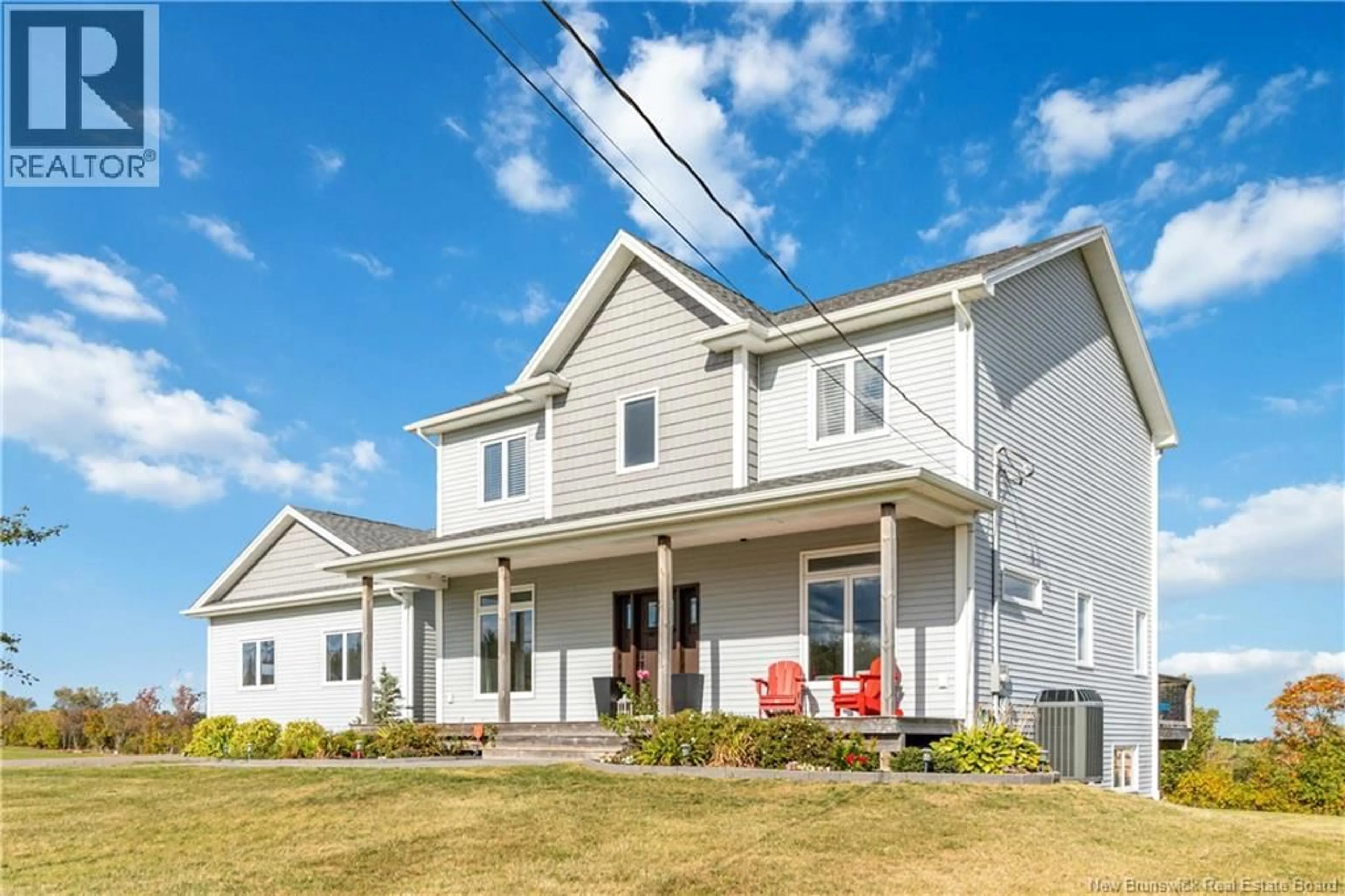 Home with vinyl exterior material, street for 8 BRINNER ROAD, Steeves Mountain New Brunswick E1G0V9
