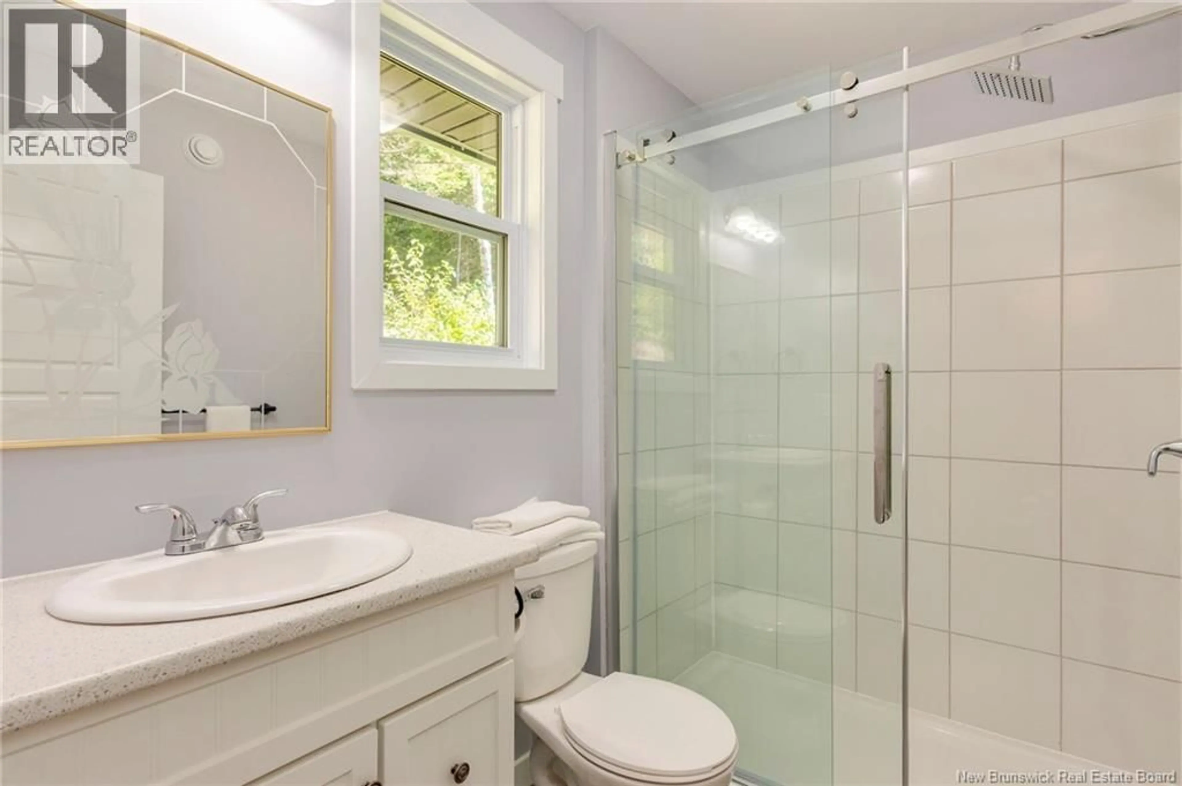 Standard bathroom, ceramic/tile floor for 15 WORDEN ROAD, Kingston New Brunswick E5N1S7