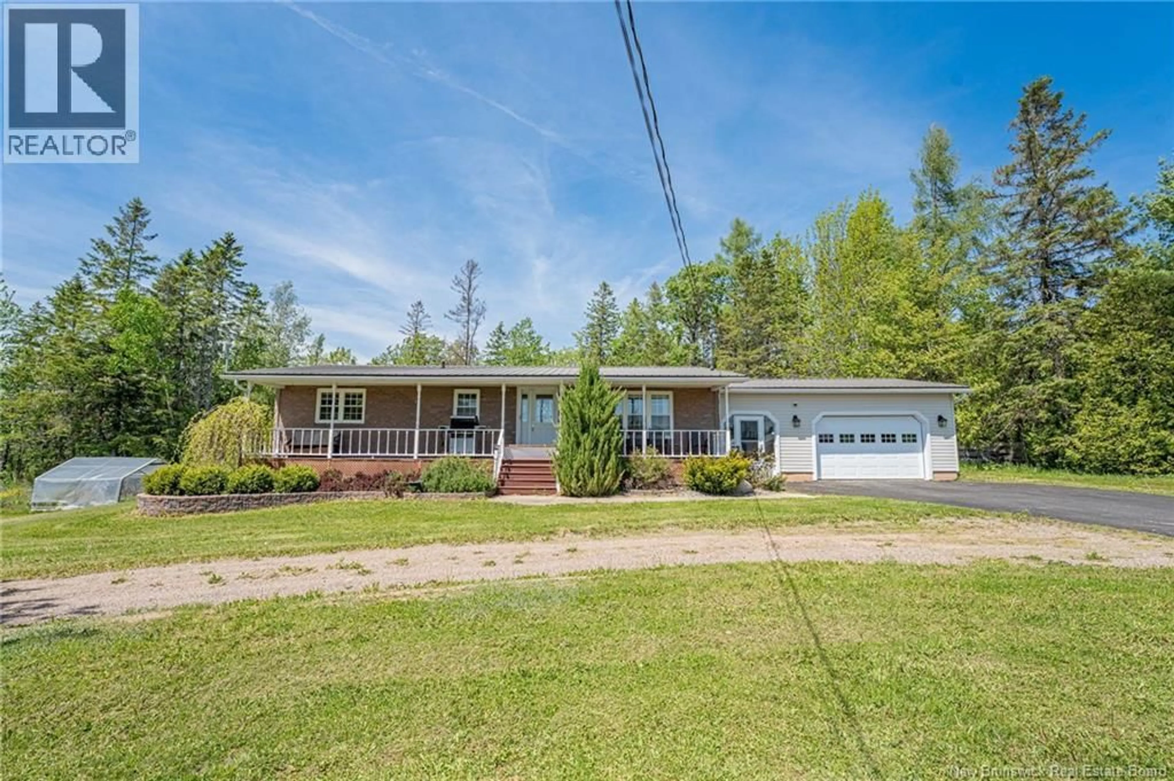 A pic from outside/outdoor area/front of a property/back of a property/a pic from drone, street for 4723 ROUTE 640, Harvey New Brunswick E6K2X1