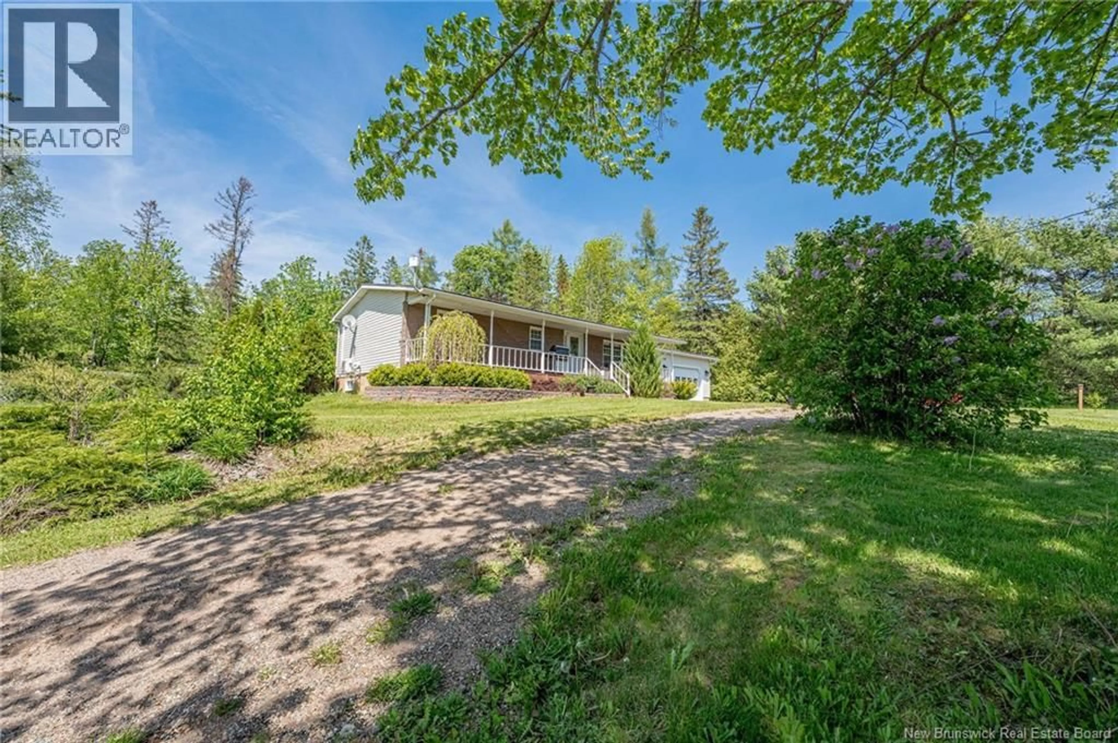 A pic from outside/outdoor area/front of a property/back of a property/a pic from drone, unknown for 4723 ROUTE 640, Harvey New Brunswick E6K2X1