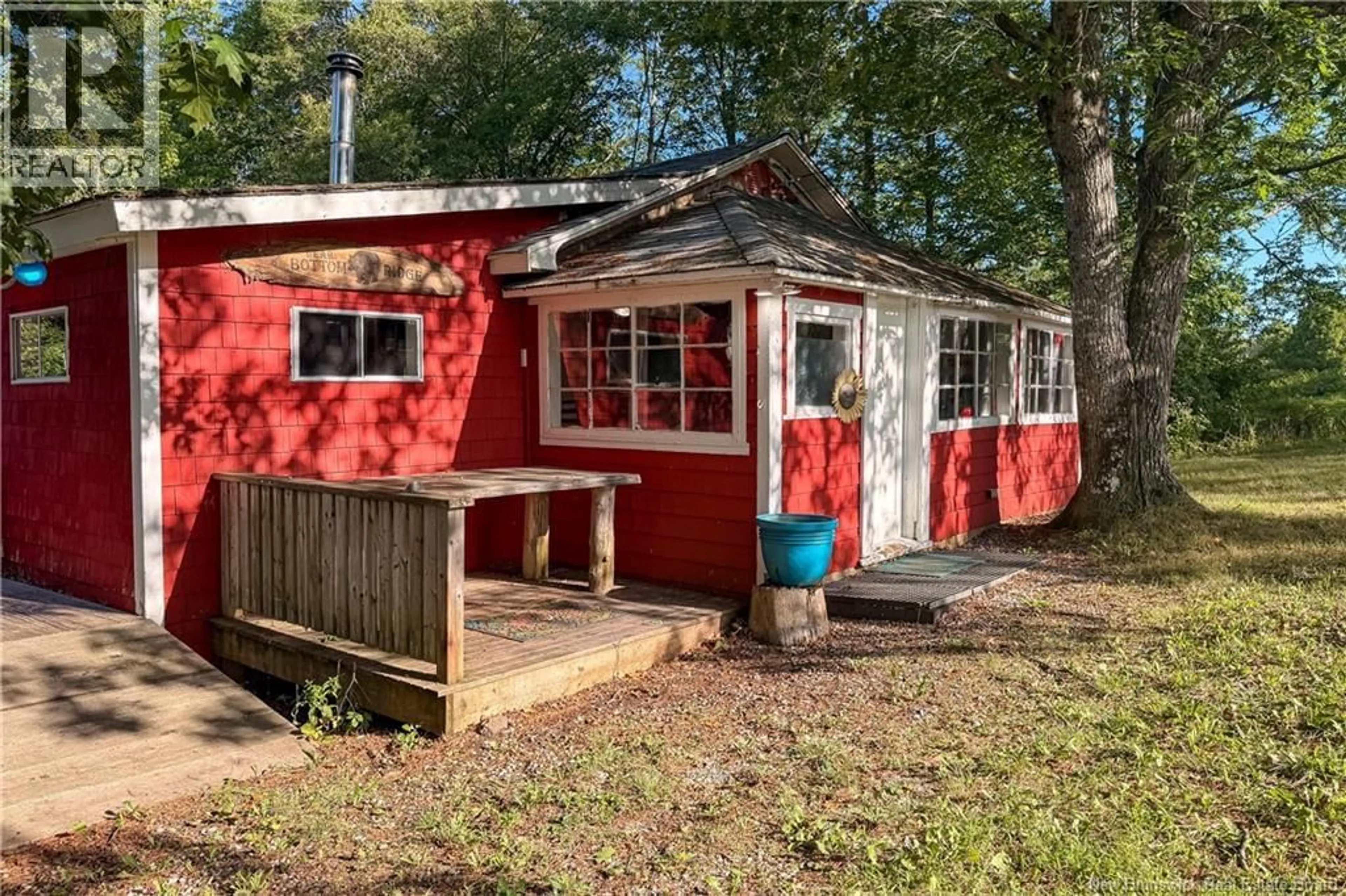 Shed for 1378 SCENIC NARROWS BOULEVARD, Cambridge-Narrows New Brunswick E4C2N8