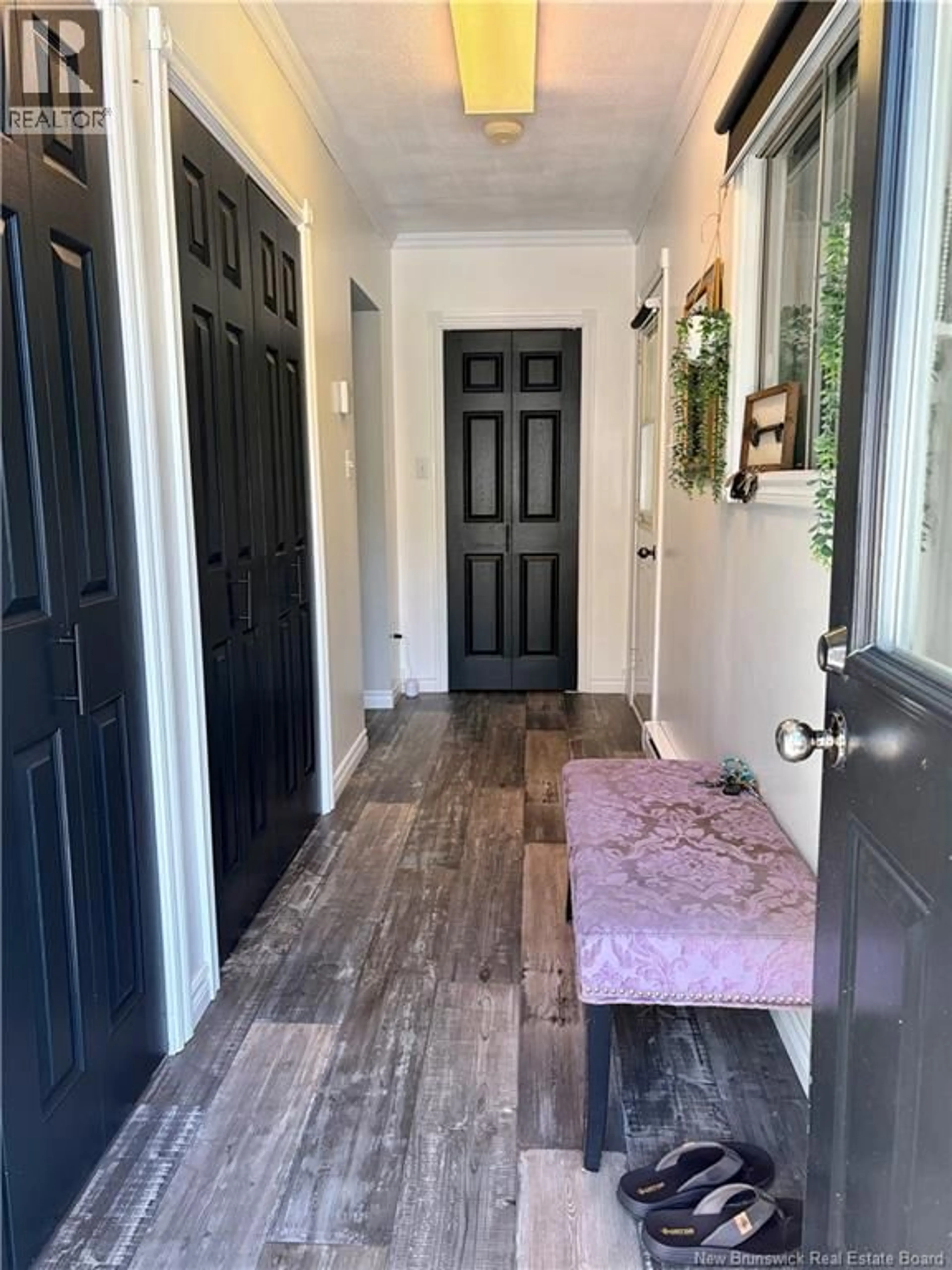 Indoor entryway for 107 TAYLOR, Dalhousie New Brunswick E8C2N3
