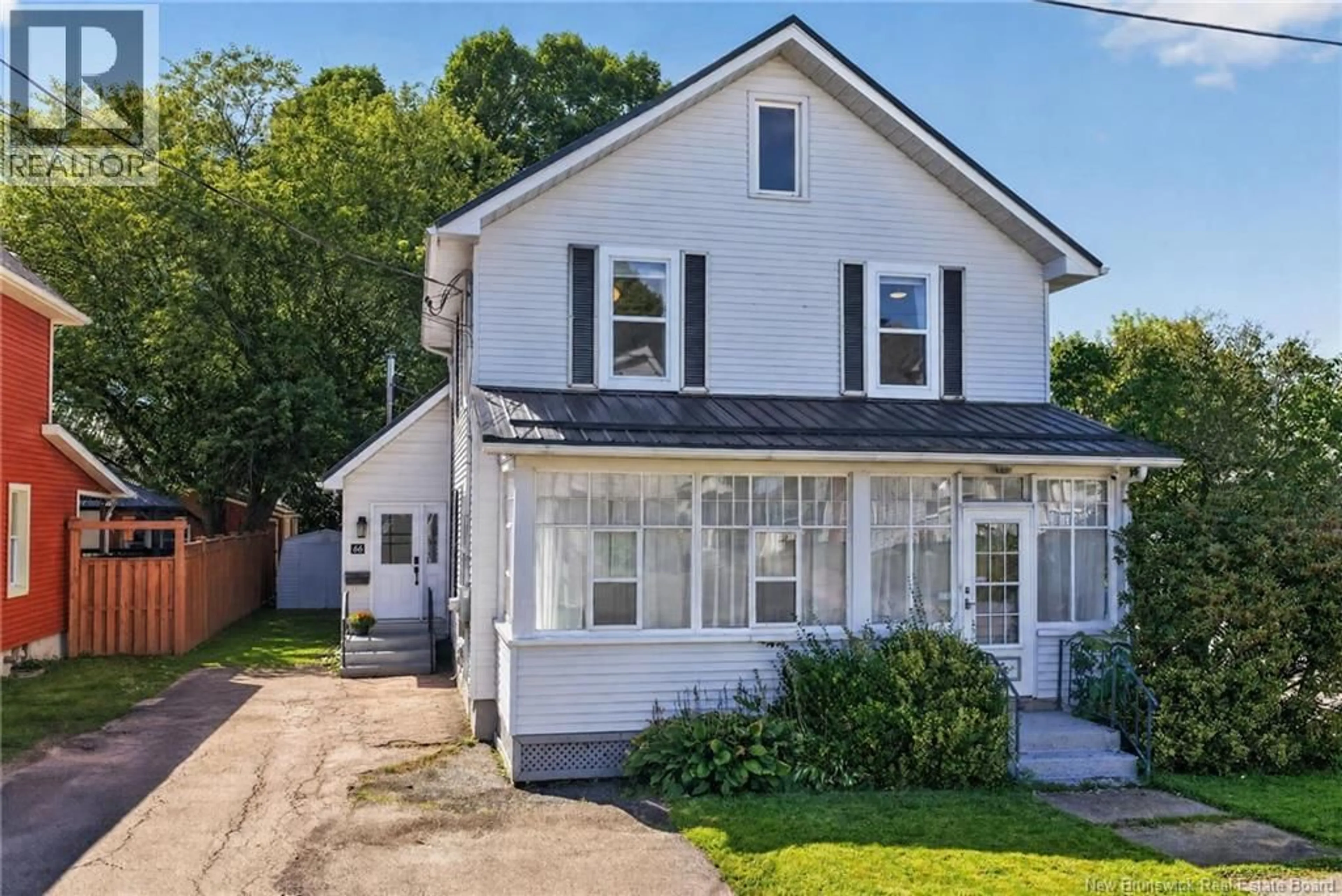Home with vinyl exterior material, street for 66 BROADWAY STREET, Moncton New Brunswick E1A3Y2