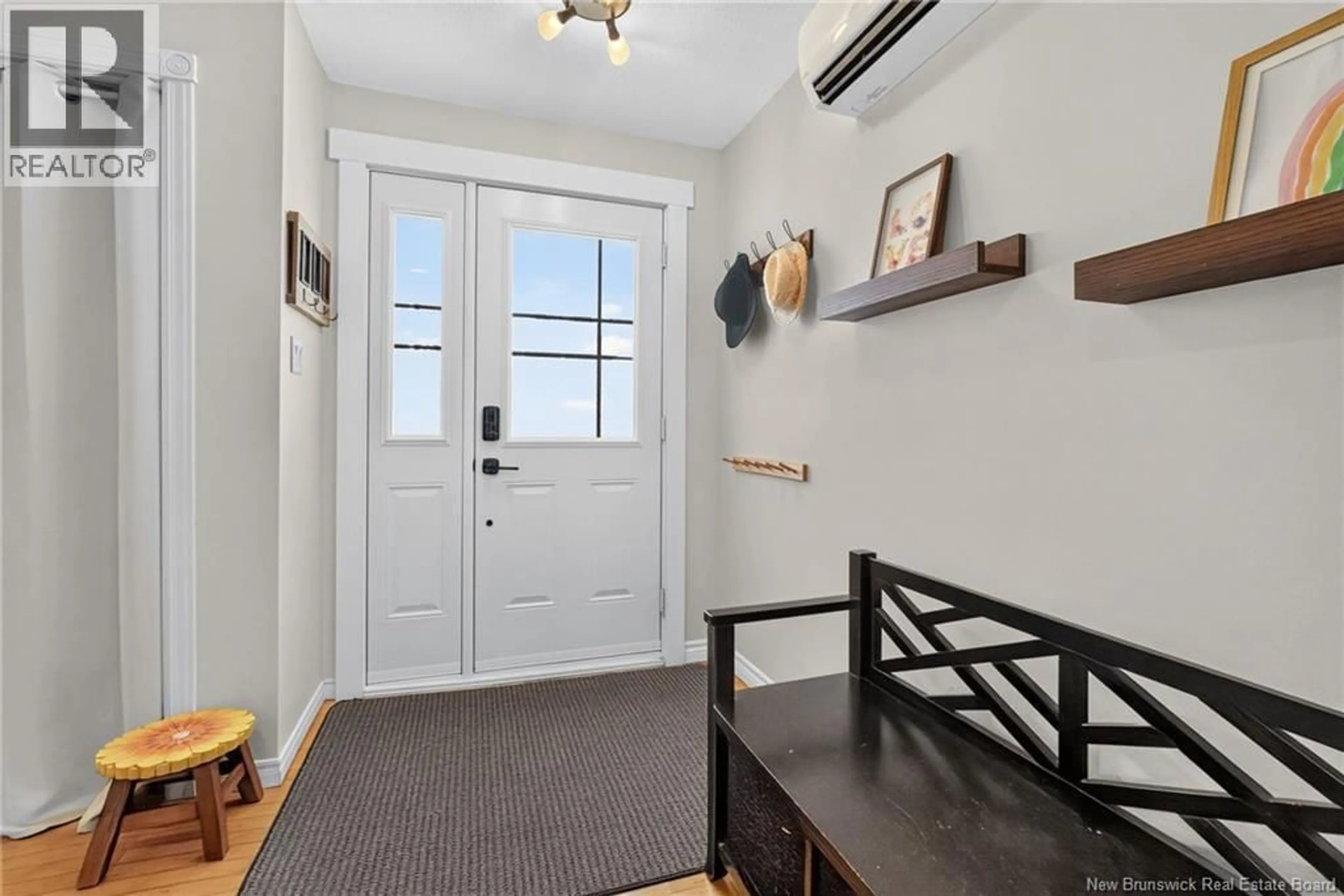 Indoor entryway for 66 BROADWAY STREET, Moncton New Brunswick E1A3Y2